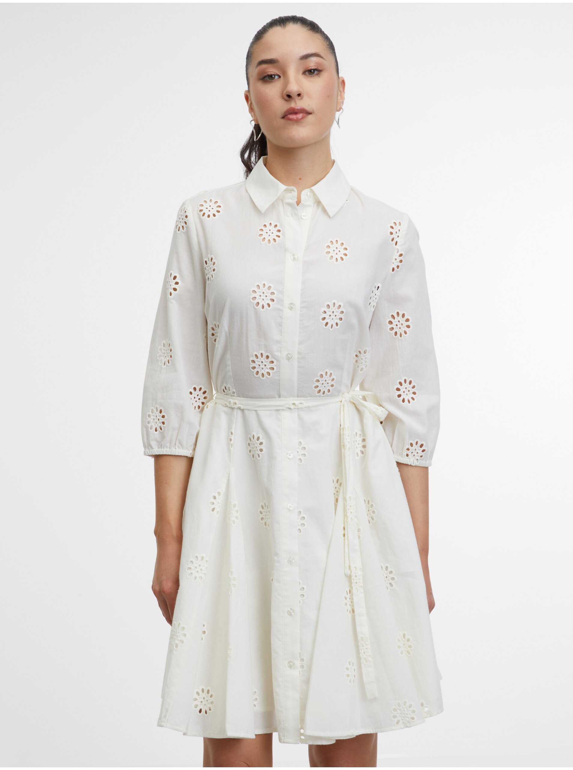 Levně Bílé dámské košilové šaty ORSAY