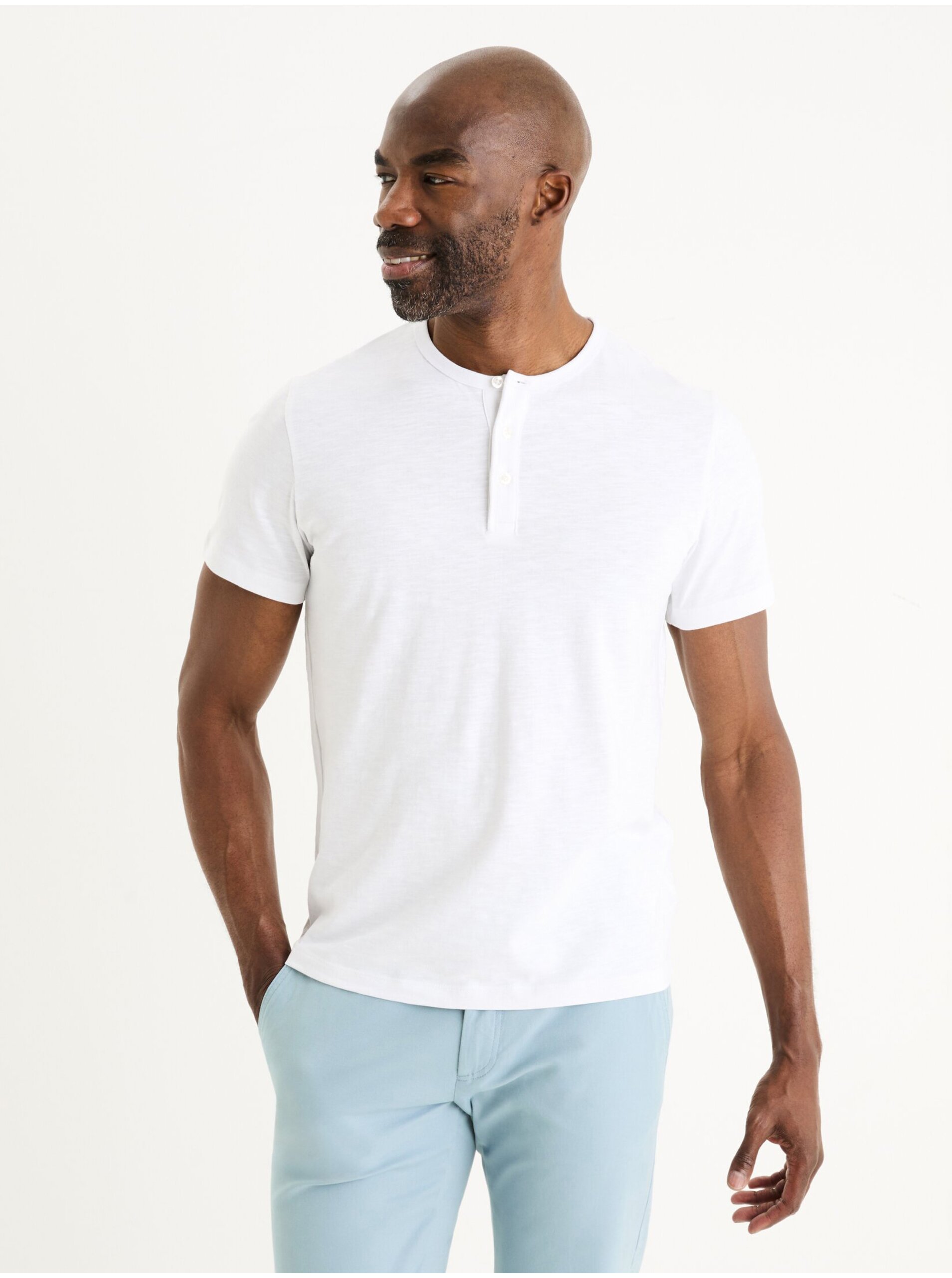 Levně Bílé pánské basic tričko Celio Genperle