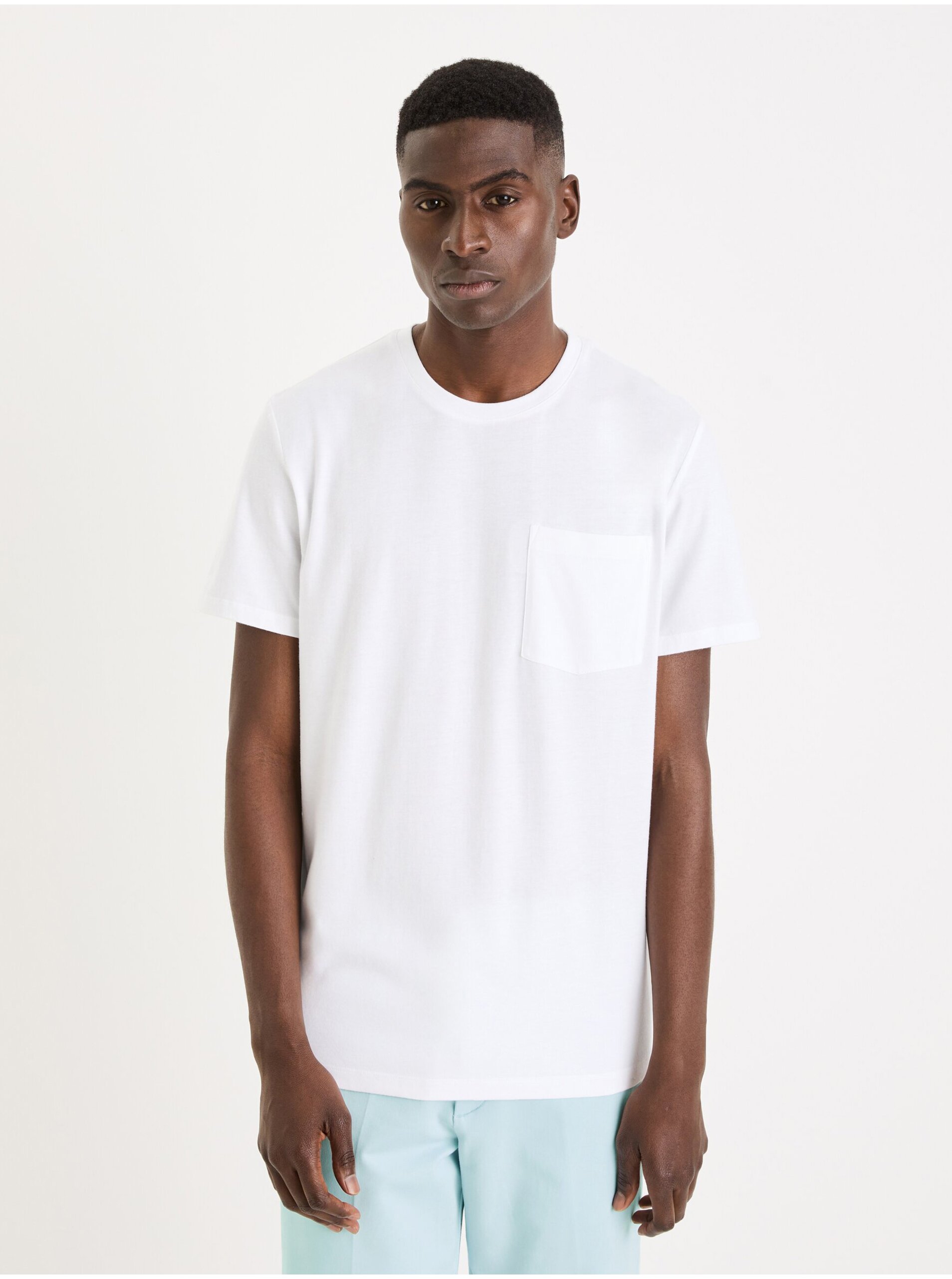 Levně Bílé pánské basic tričko Celio Gepostel