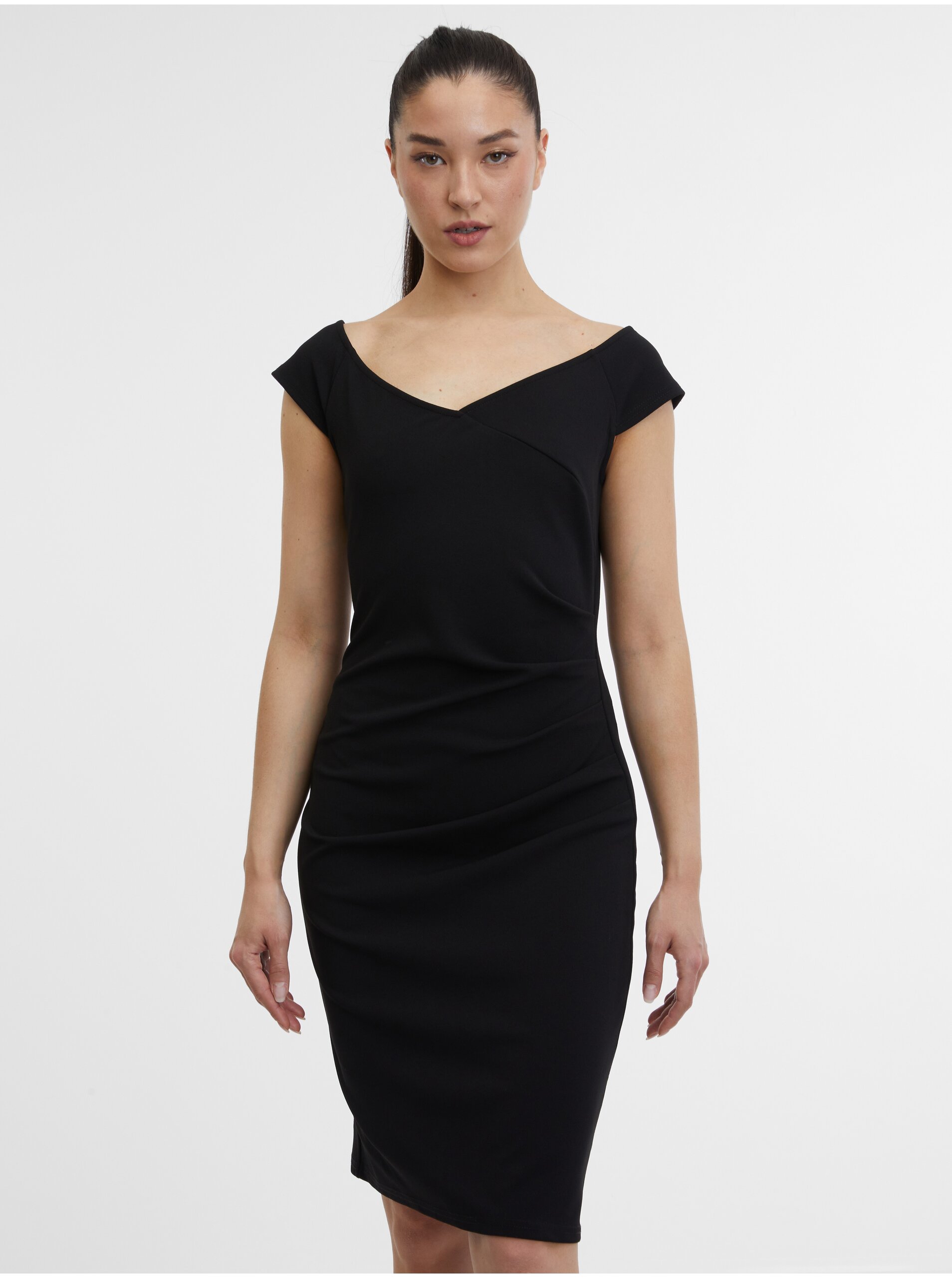 E-shop Čierne dámske puzdrové šaty ORSAY