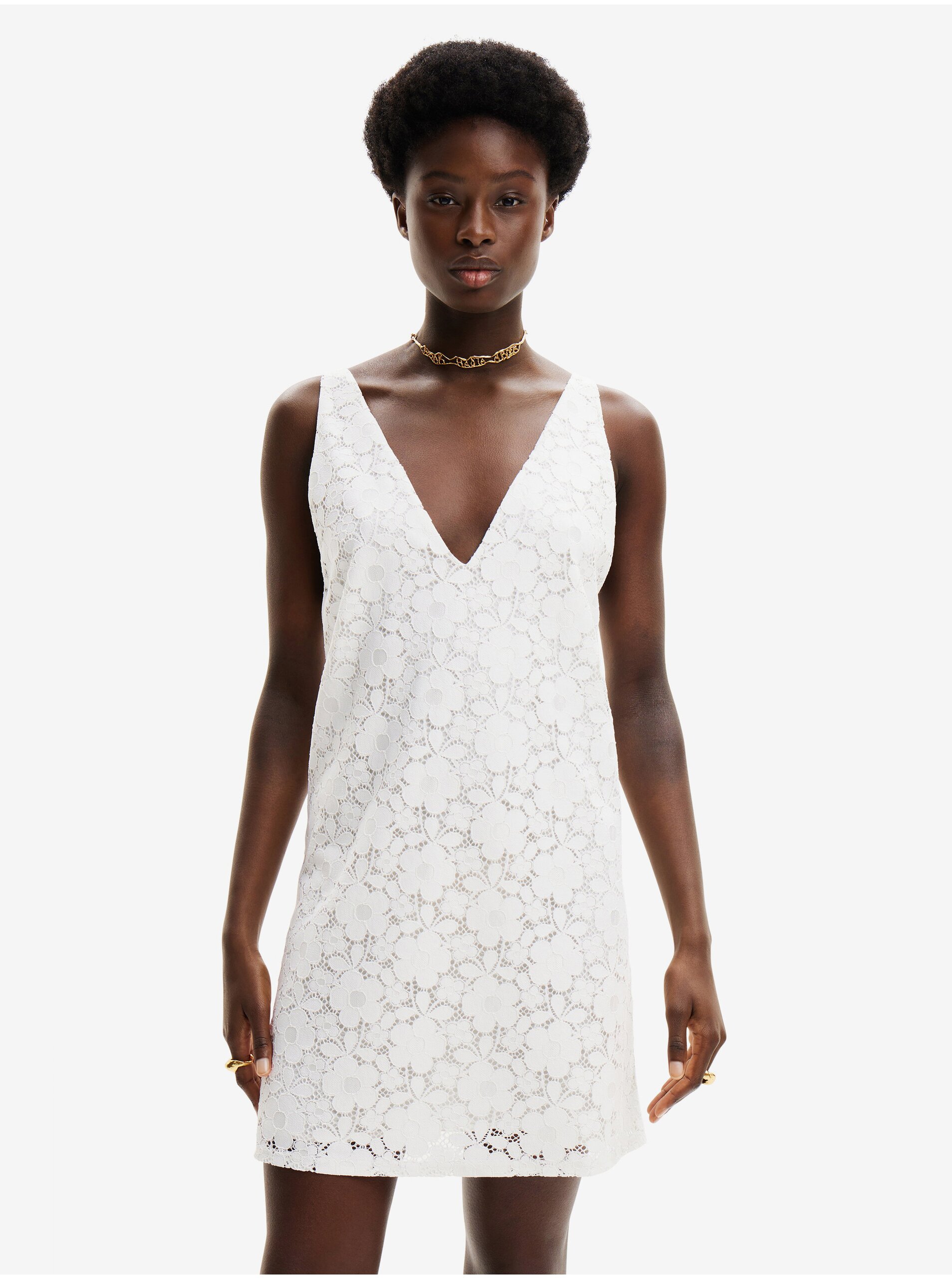 E-shop Bílé dámské krajkové šaty Desigual Lace