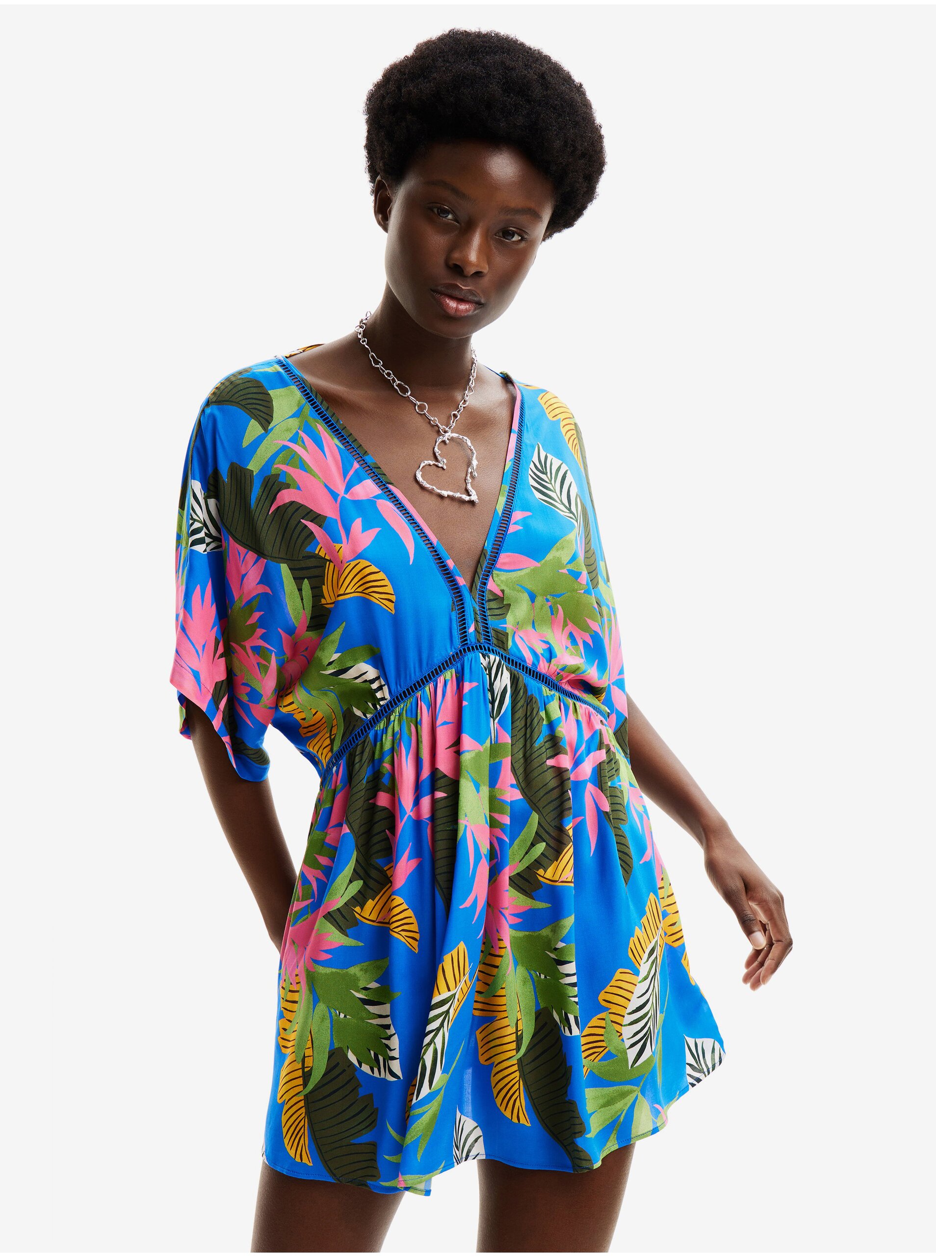 Levně Modré dámské květované plážové šaty Desigual Top Tropical Party