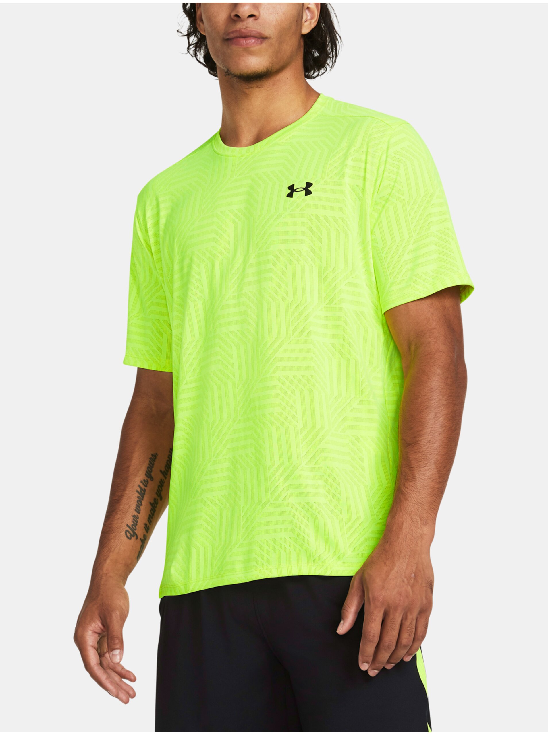 Levně Zelené sportovní tričko Under Armour UA Tech Vent Geotessa SS