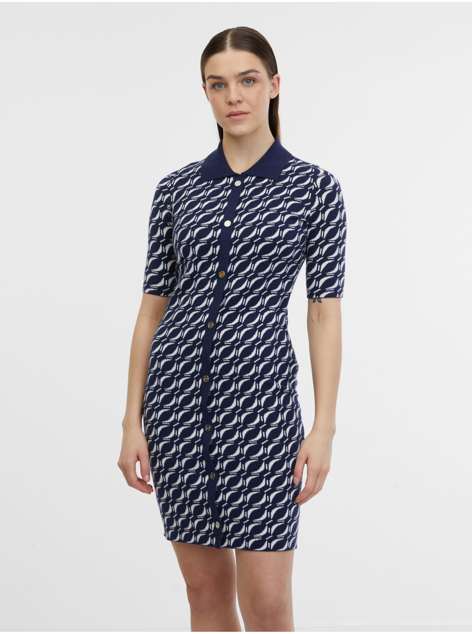 E-shop Tmavě modré dámské vzorované svetrové šaty ORSAY