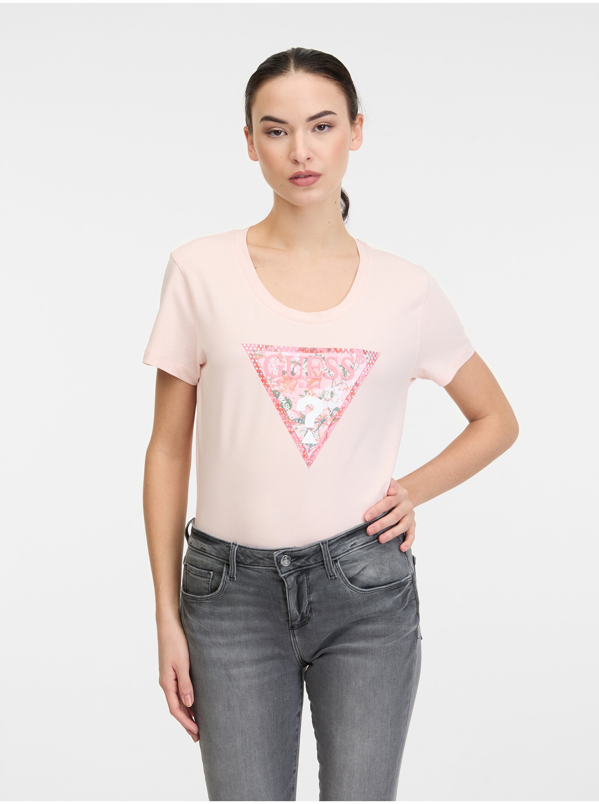 Levně Světle růžové dámské tričko Guess Satin
