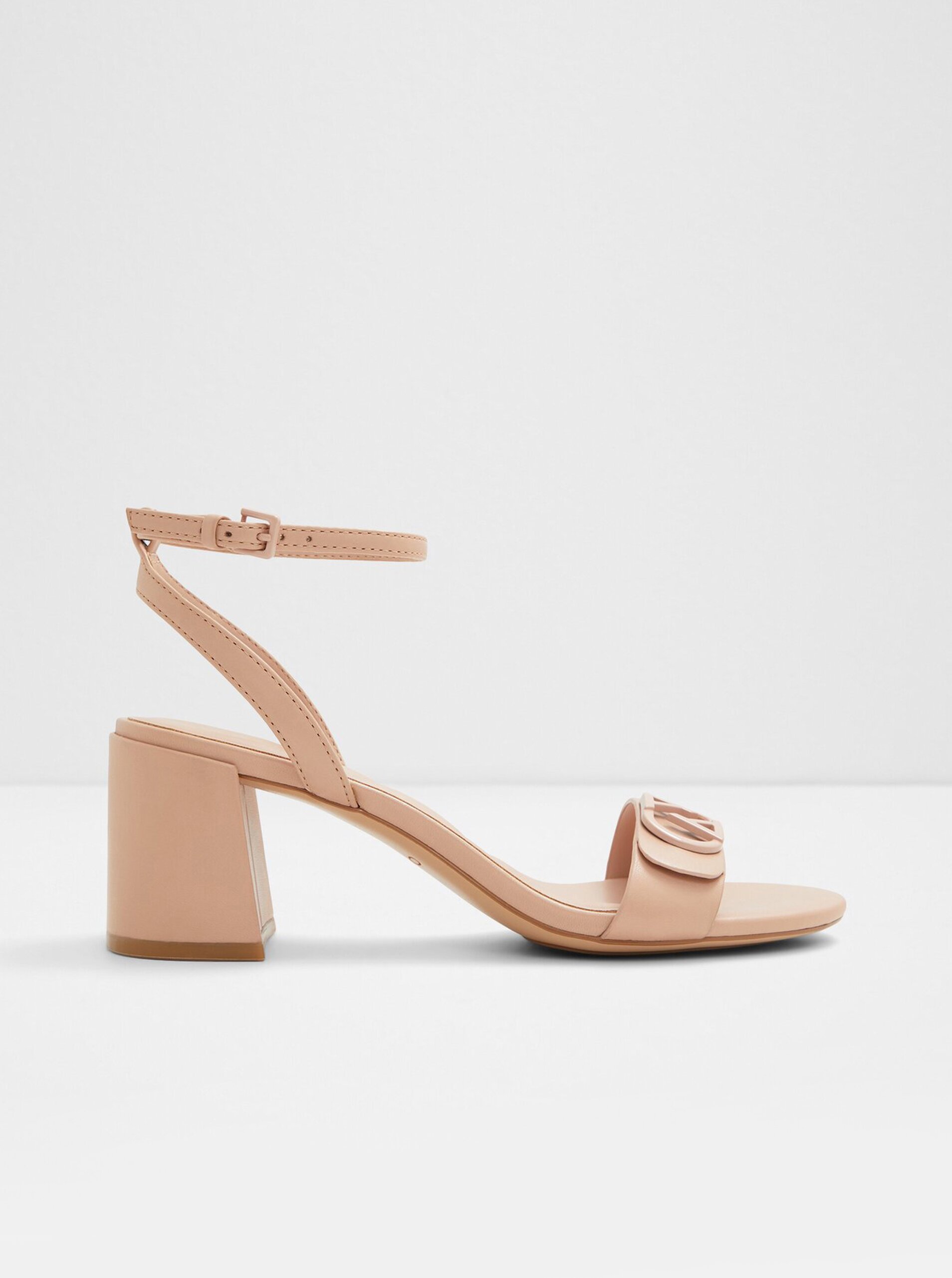 E-shop Béžové dámske kožené sandále Aldo Bung