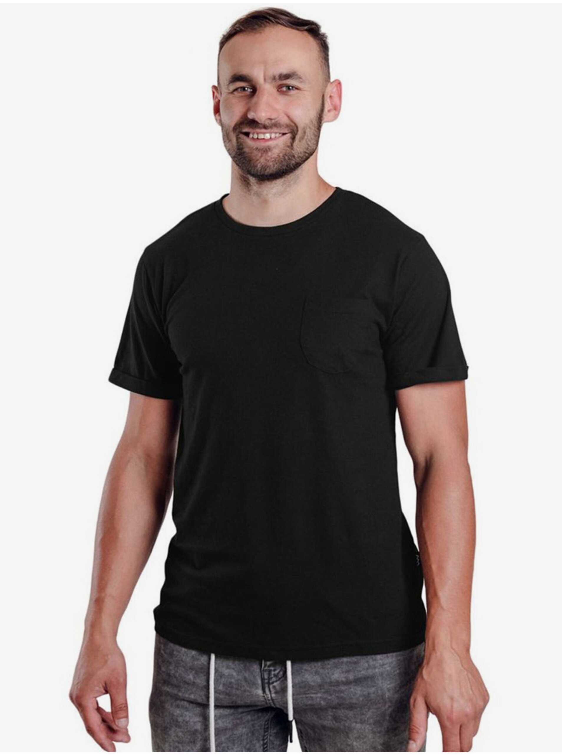 Lacno Čierne pánske tričko Tričko Snees
