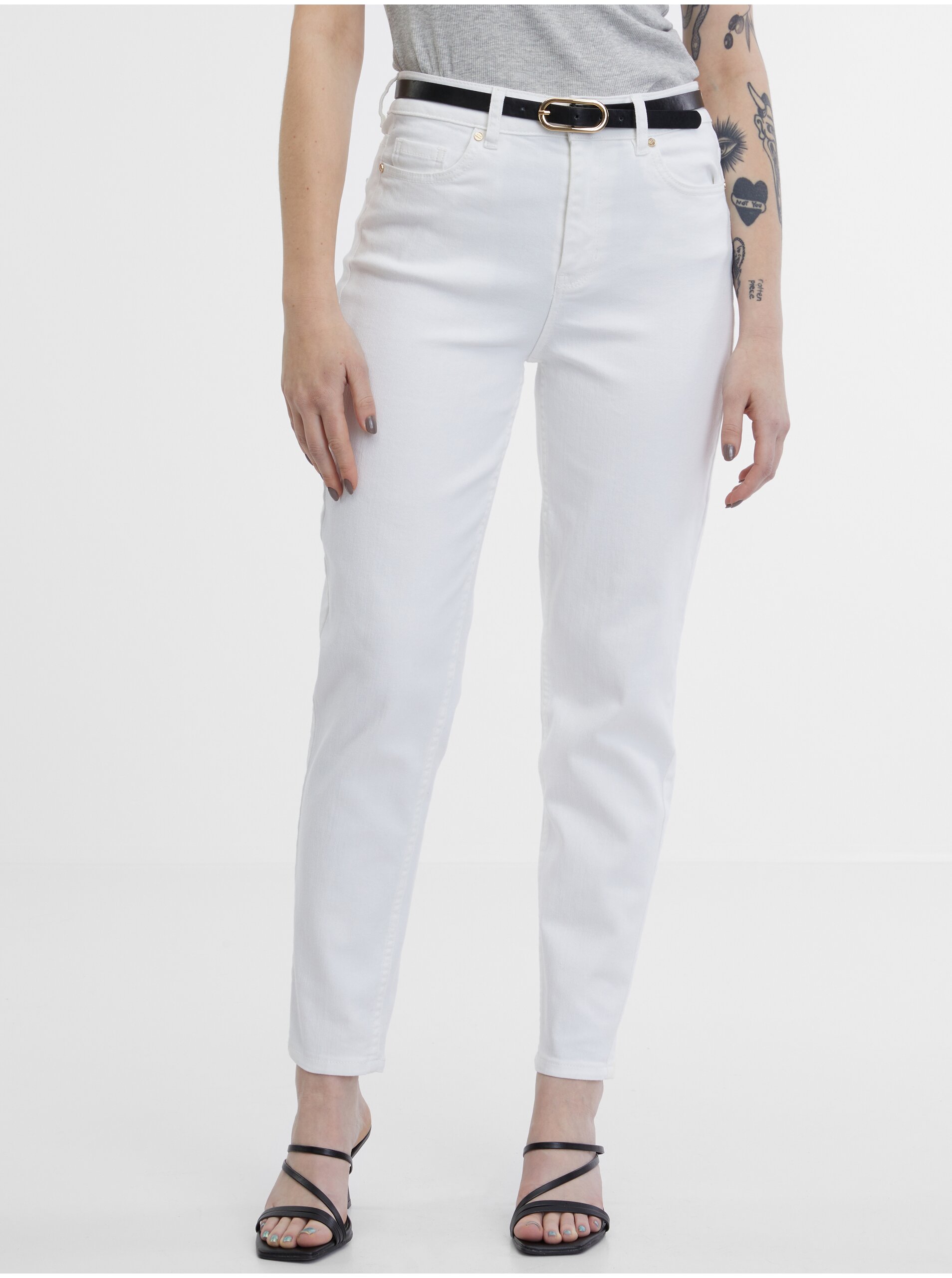 E-shop Biele dámske mom džínsy ORSAY