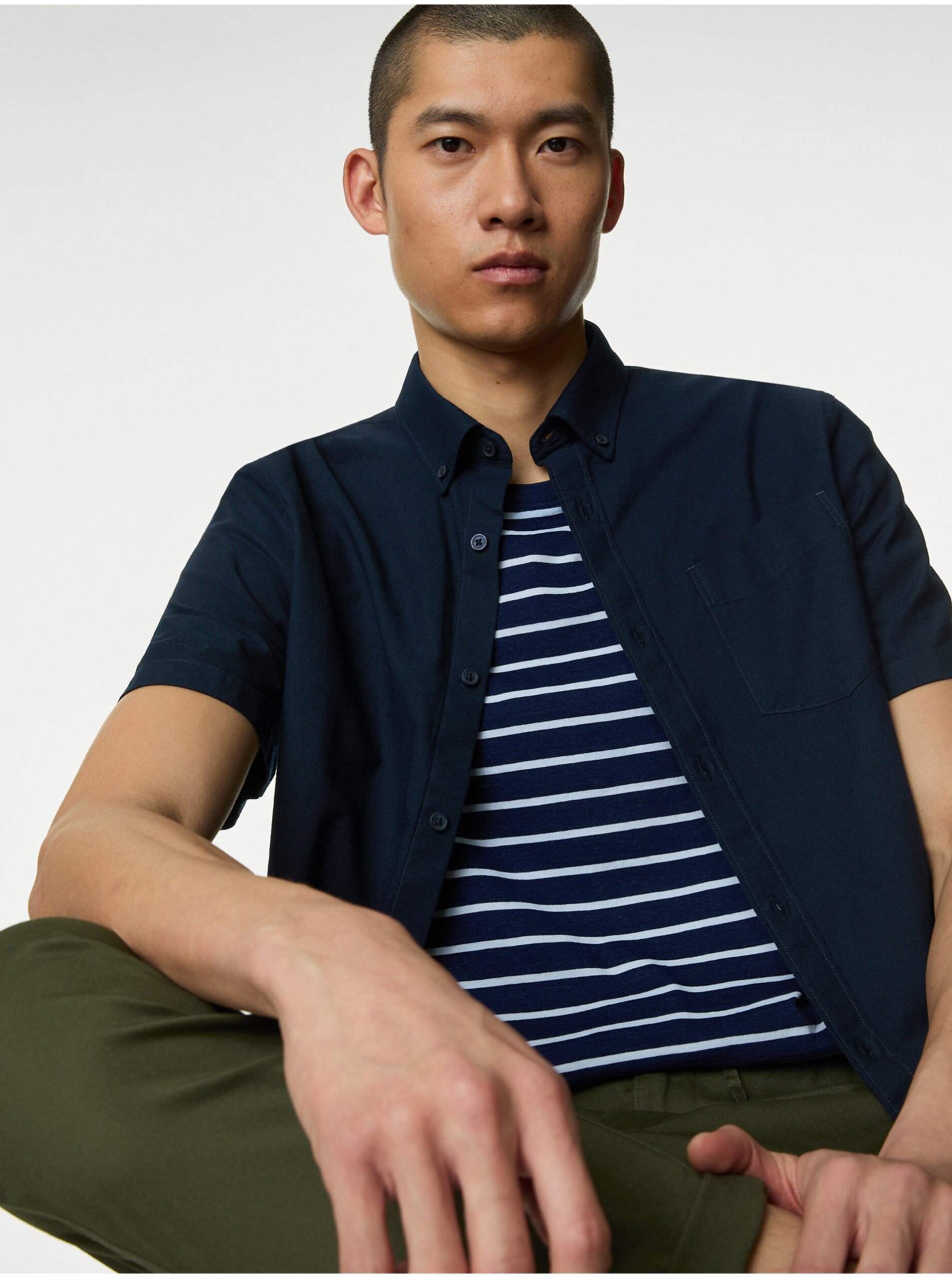 Lacno Tmavomodrá pánska košeľa Marks & Spencer Oxford