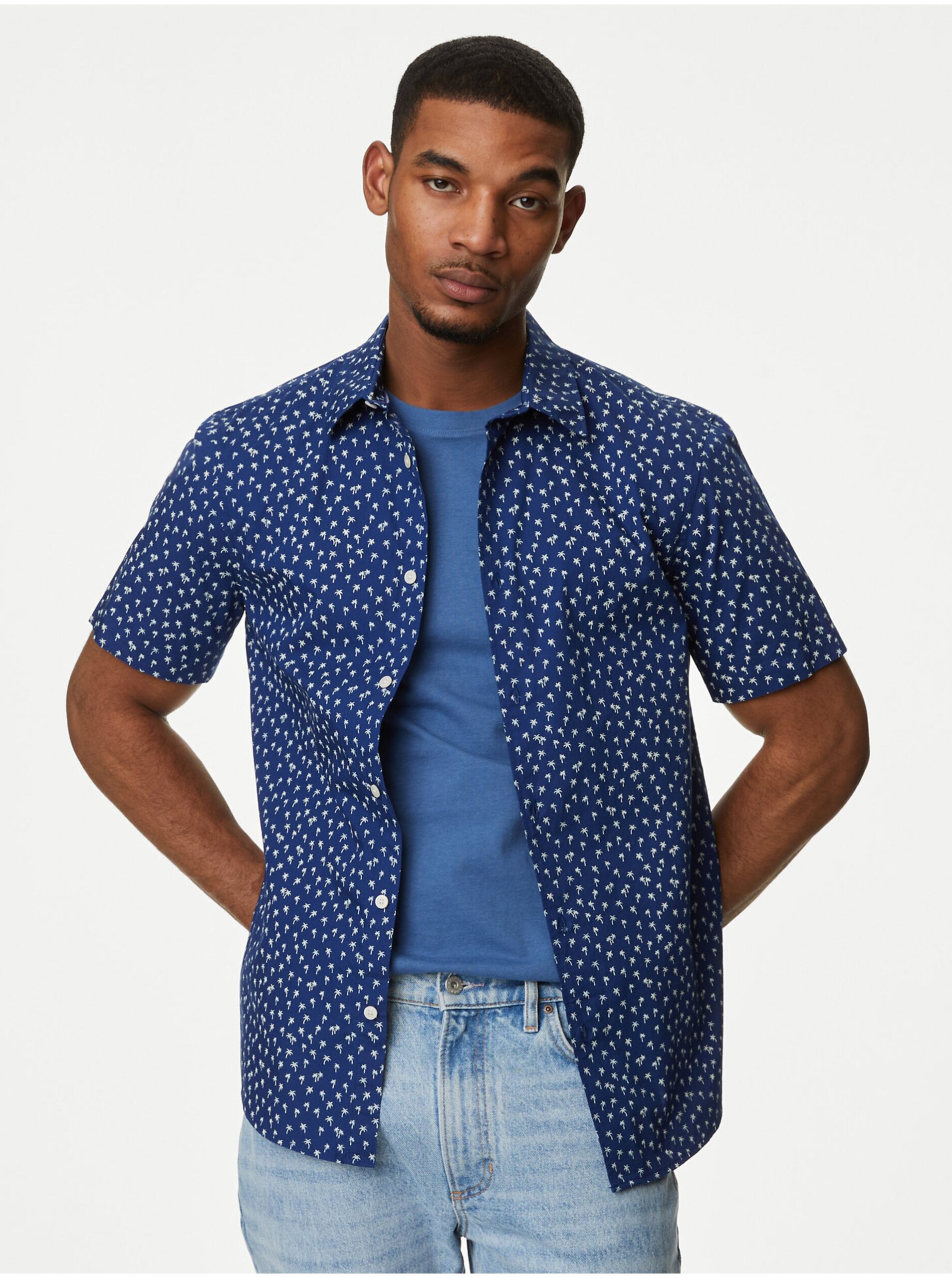 Lacno Modrá pánska vzorovaná košeľa Marks & Spencer
