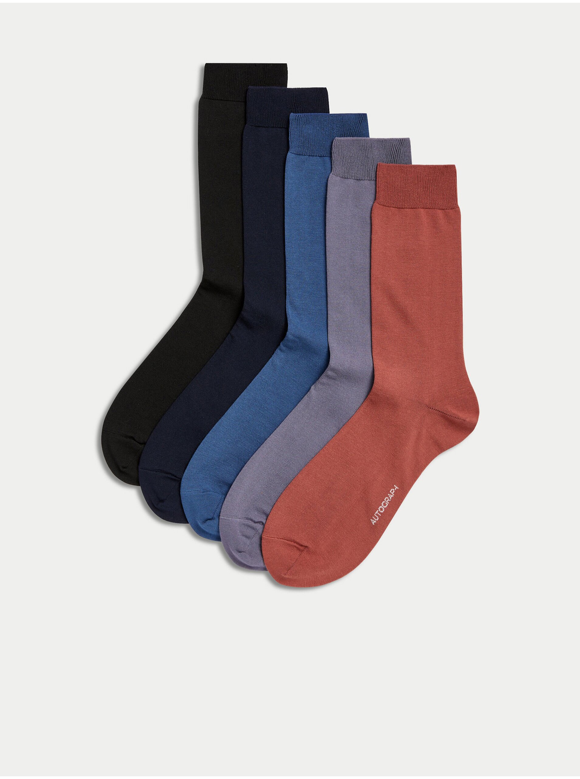 Levně Sada pěti párů pánských ponožek v černé, modré a červené barvě Marks & Spencer Pima