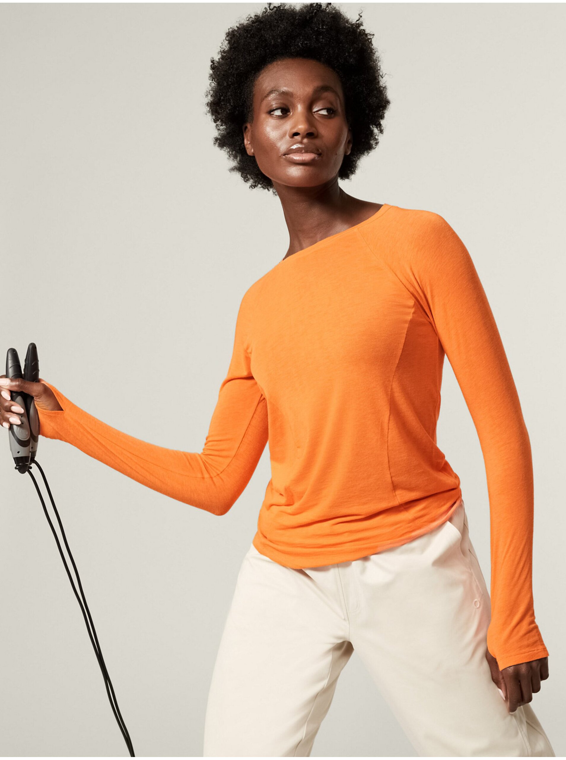 Levně Oranžové dámské sportovní tričko s příměsí vlny Marks & Spencer