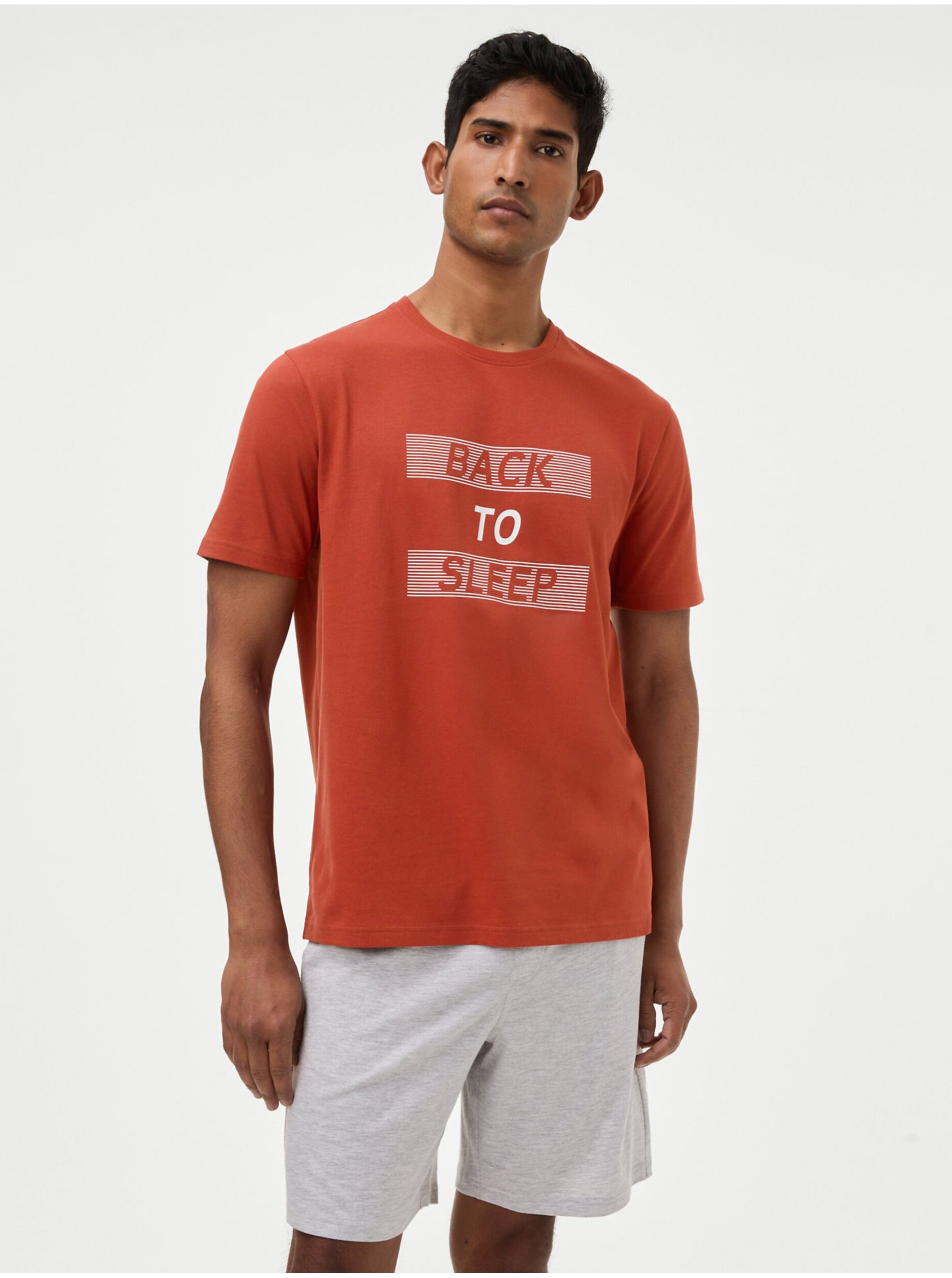 Levně Oranžové pánské tričko Marks & Spencer