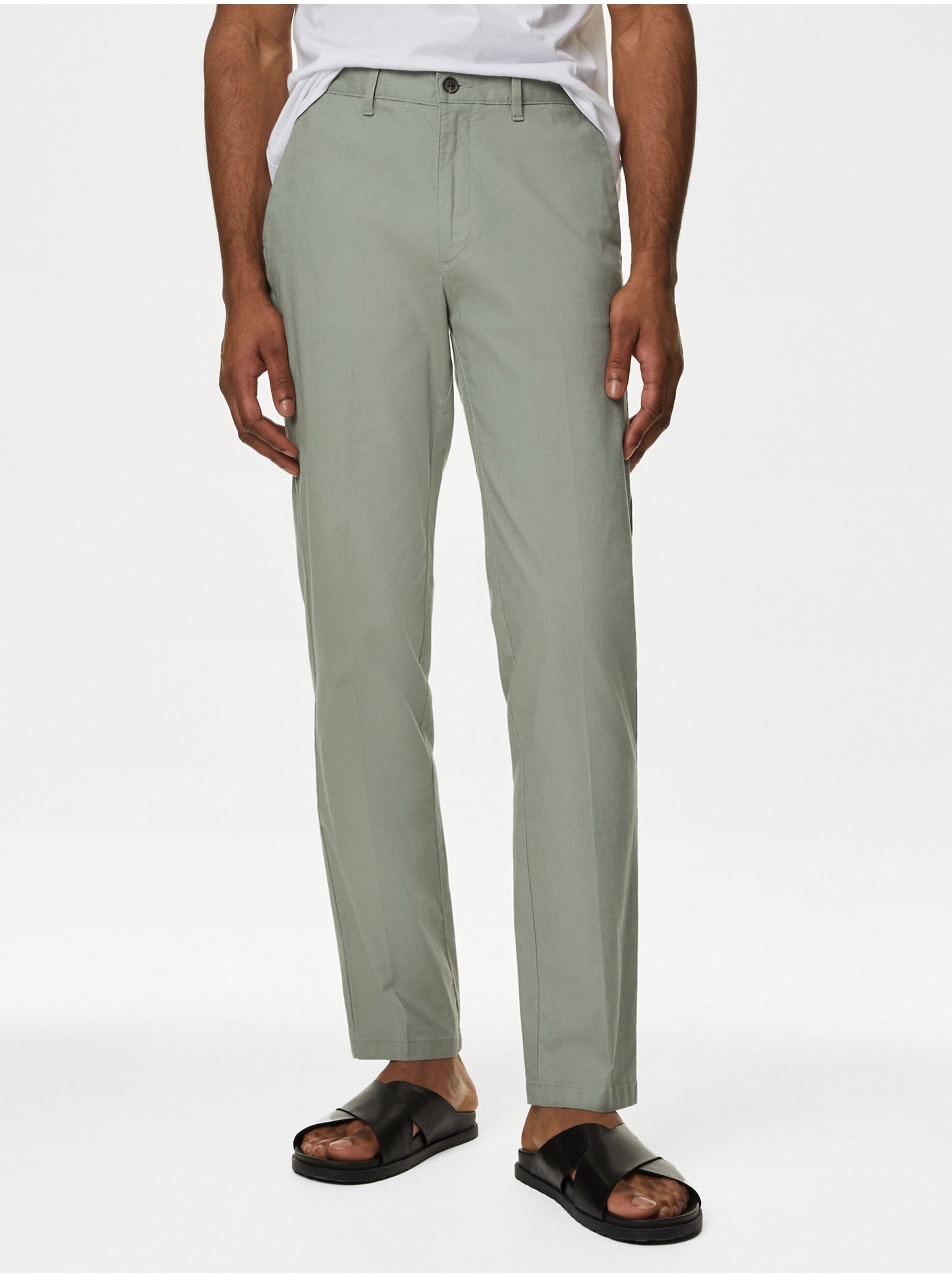 Levně Zelené pánské chino kalhoty s příměsí lnu Marks & Spencer