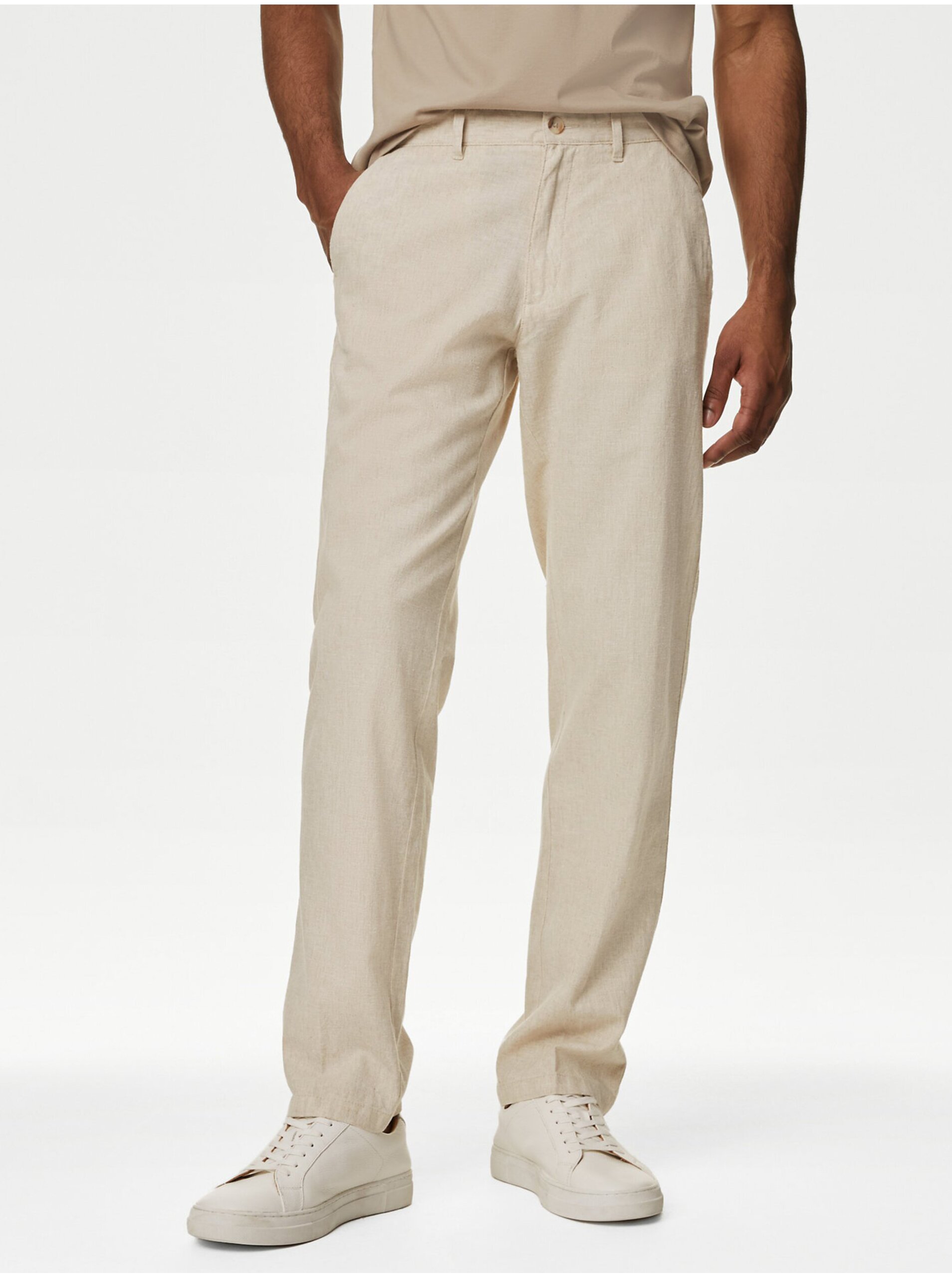 Levně Béžové pánské chino kalhoty s příměsí lnu Marks & Spencer