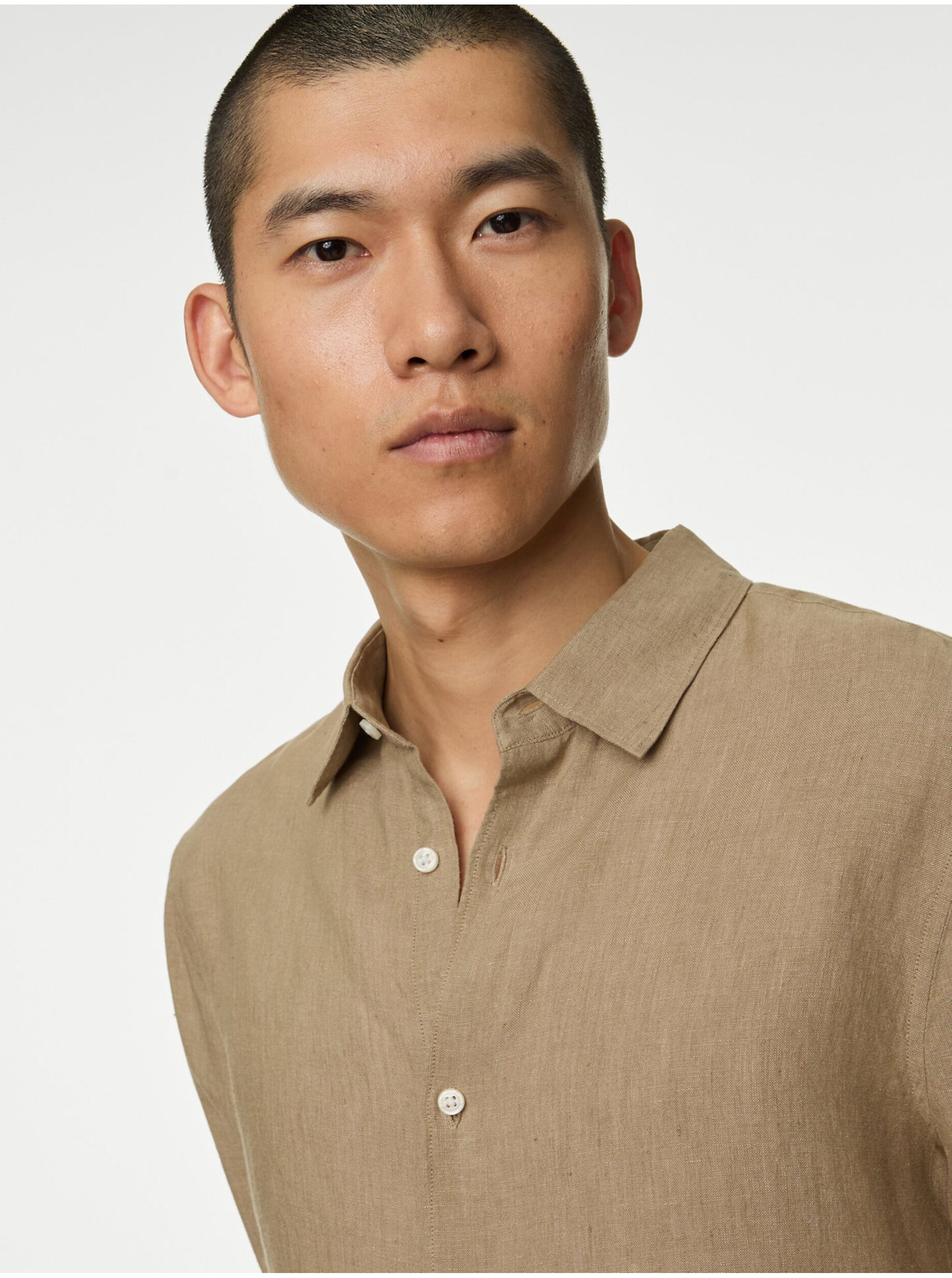 E-shop Béžová pánská lněná košile Marks & Spencer