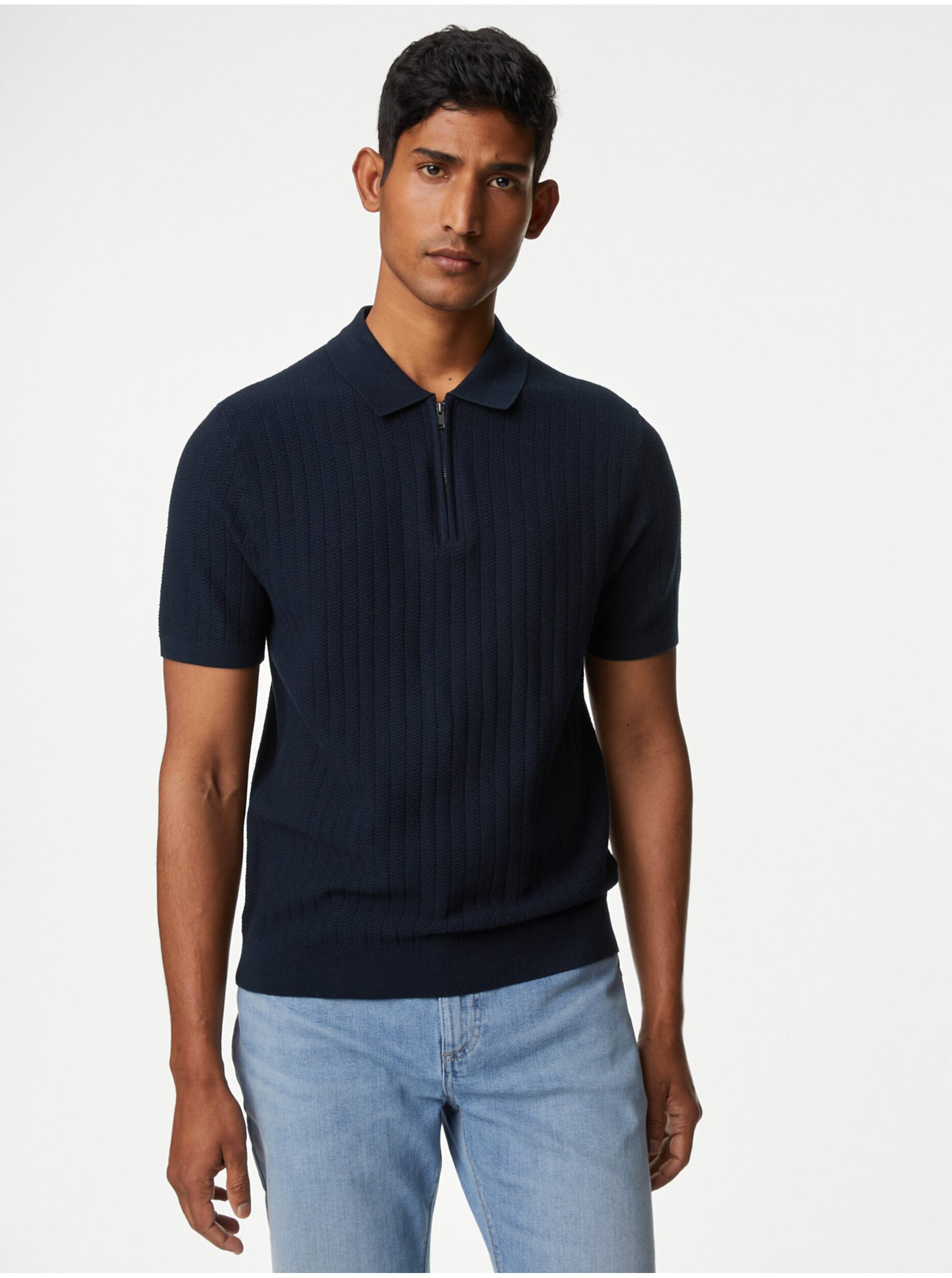 E-shop Tmavě modré pánské polo tričko Marks & Spencer