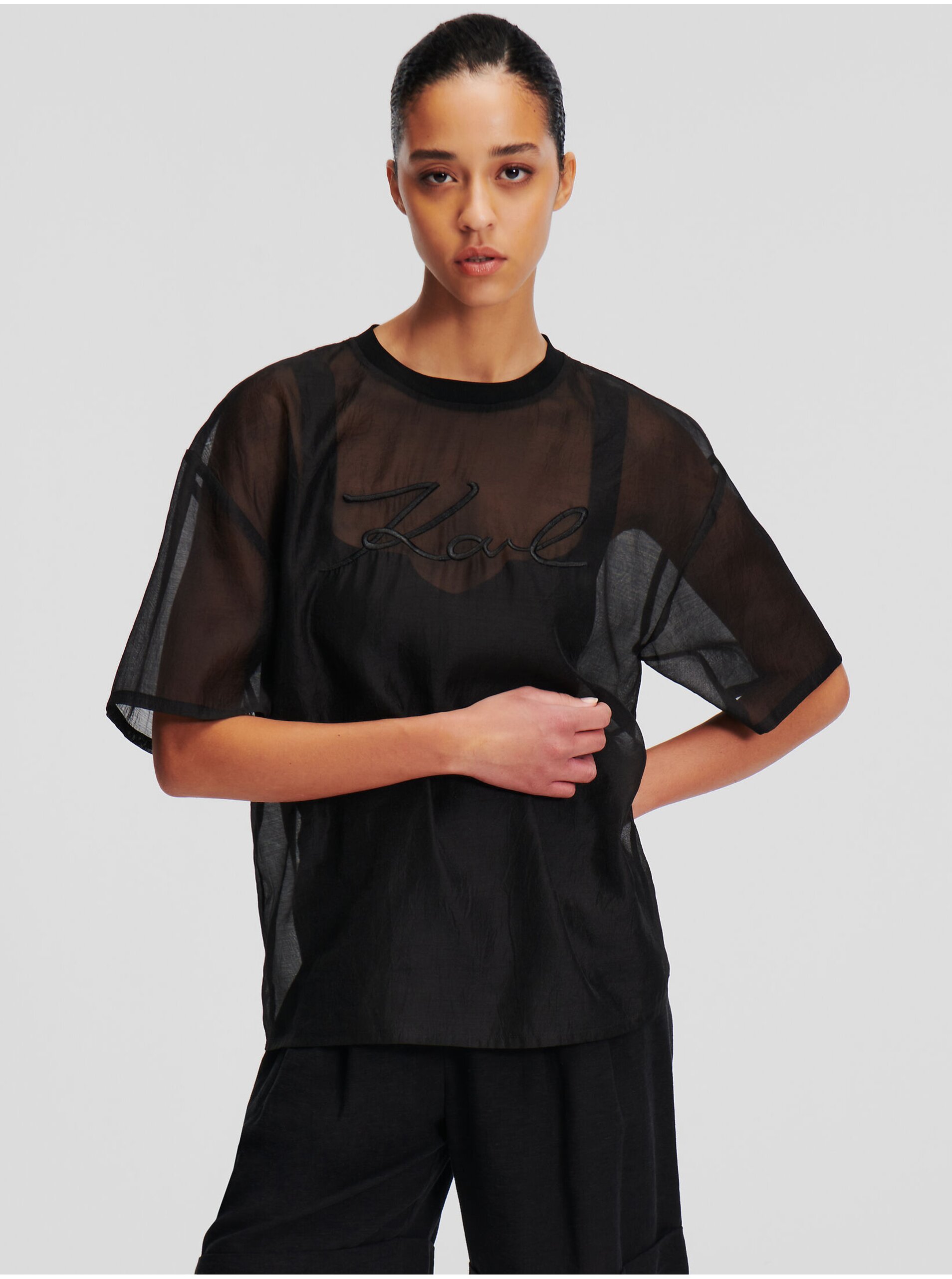 Levně Černé dámské oversize tričko KARL LAGERFELD Organza T-shirt