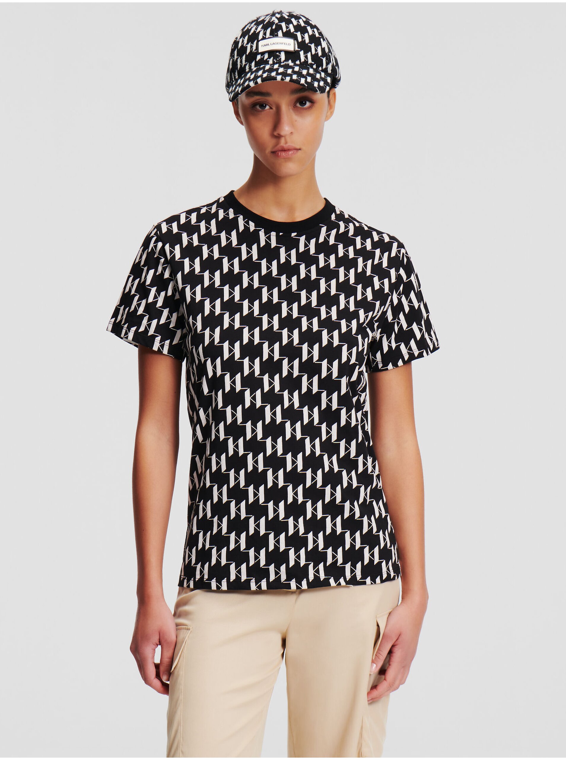 E-shop Bílo-černé dámské tričko KARL LAGERFELD Monogram