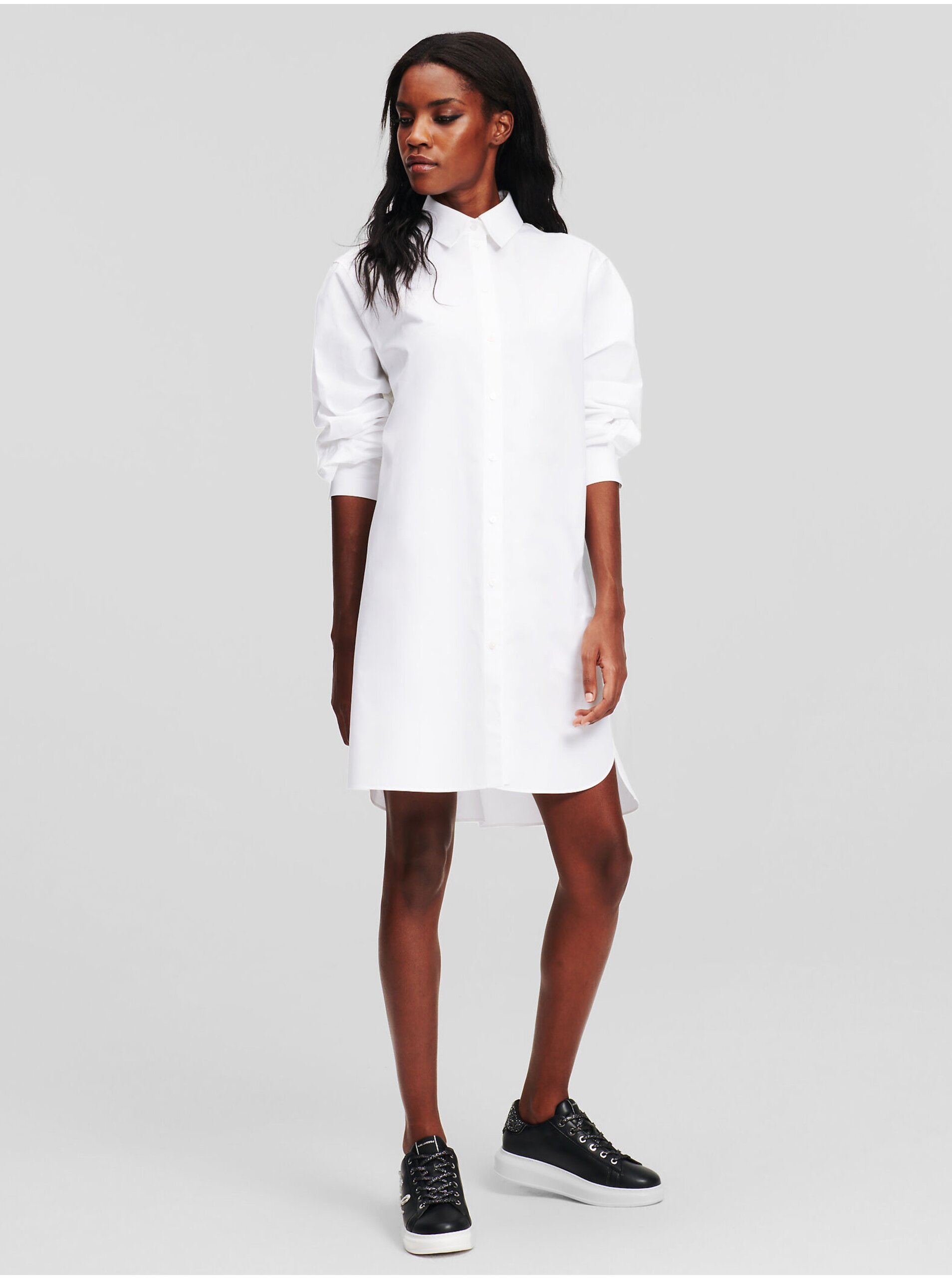 E-shop Bílé dámské košilové šaty KARL LAGERFELD Ikonik Rhinestone