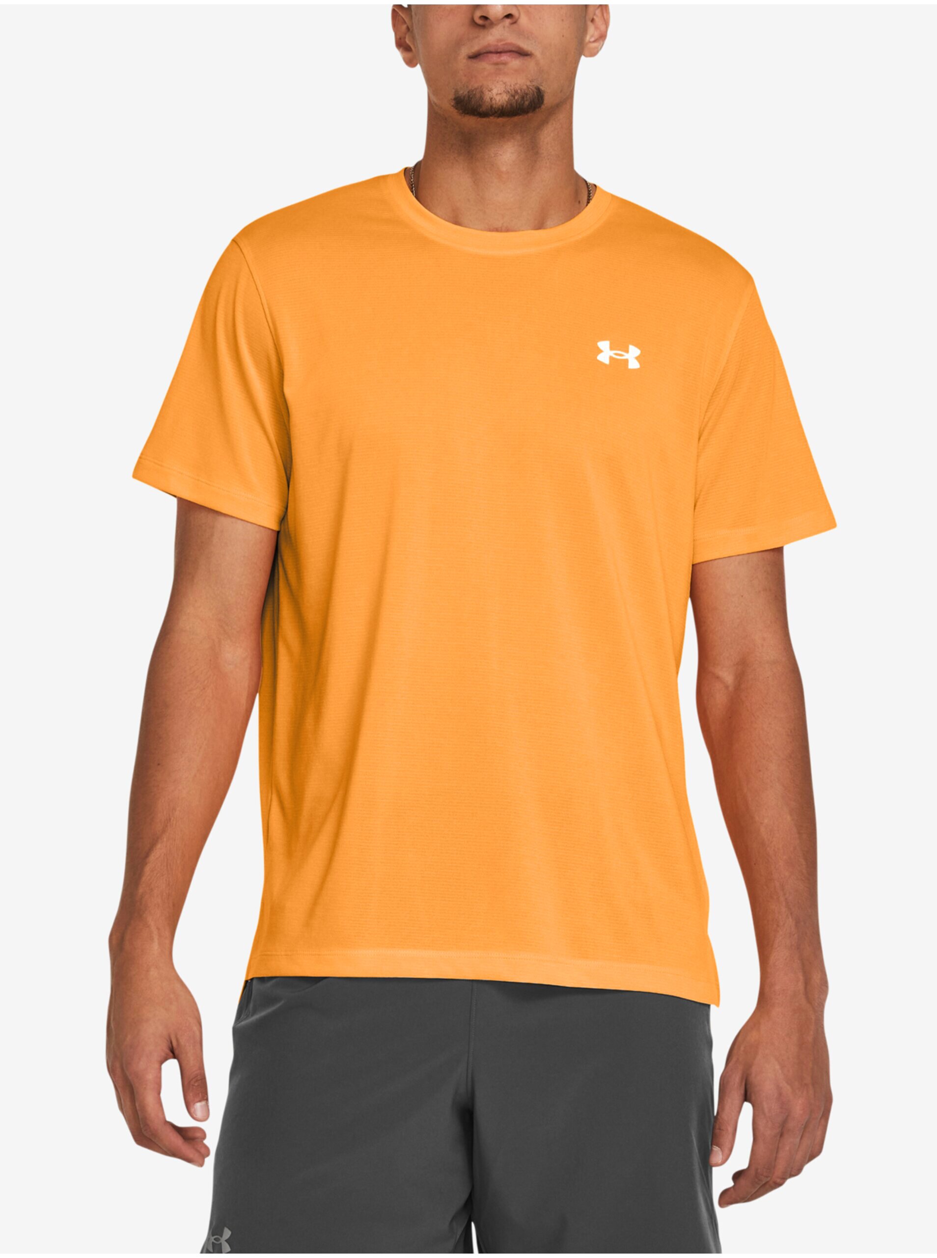 Levně Oranžové pánské sportovní tričko Under Armour UA LAUNCH SHORTSLEEVE