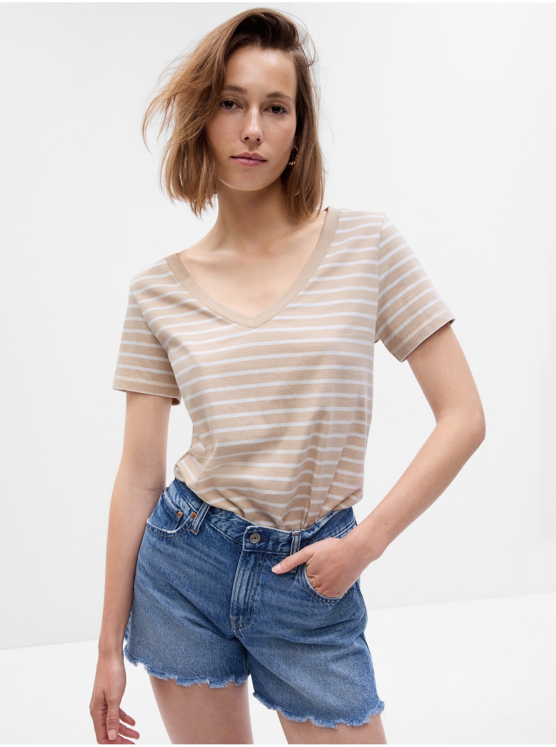 E-shop Béžové dámské pruhované basic tričko GAP