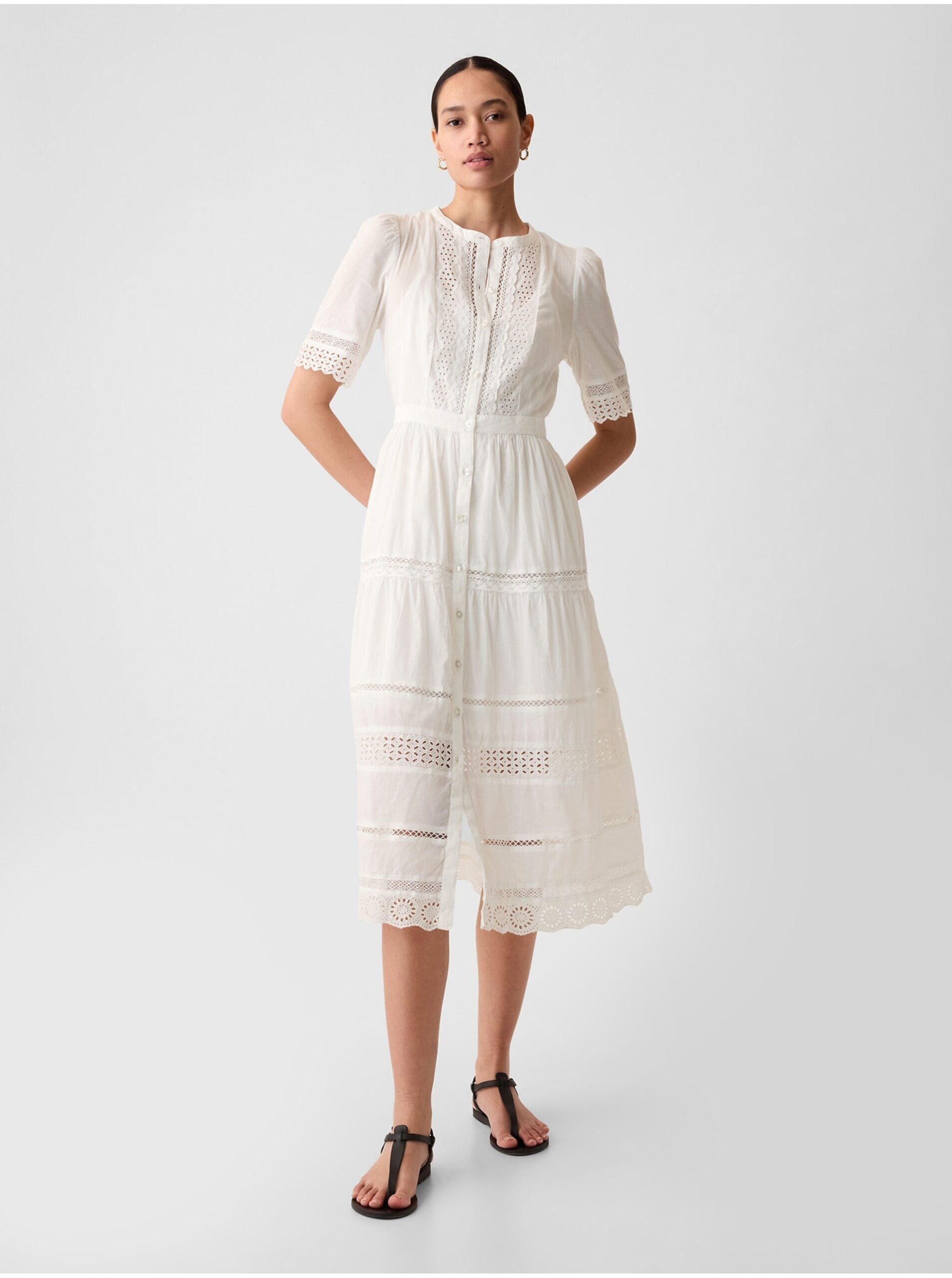 E-shop Biele dámske krajkové midi šaty GAP