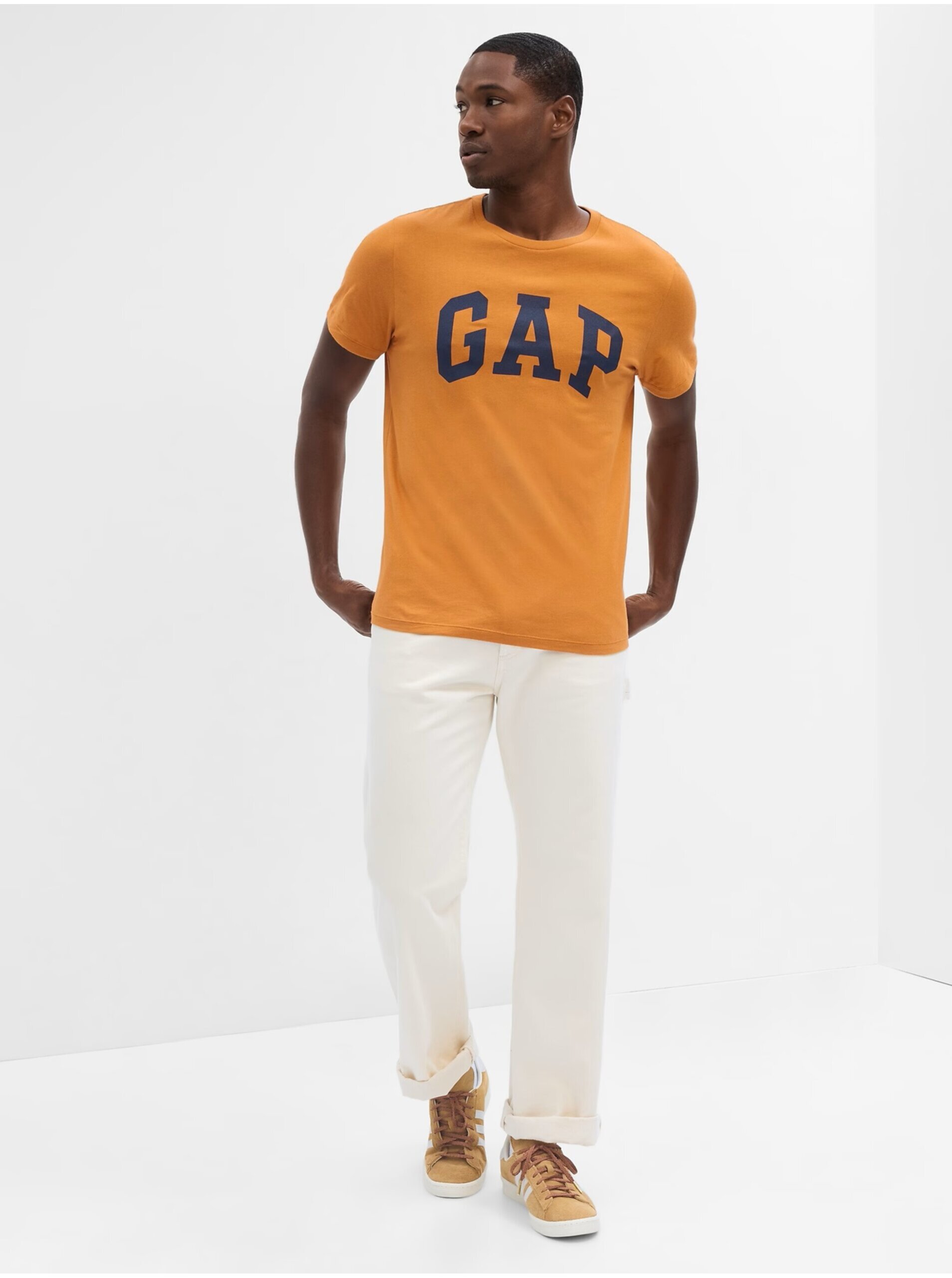 Lacno Oranžové pánske tričko GAP