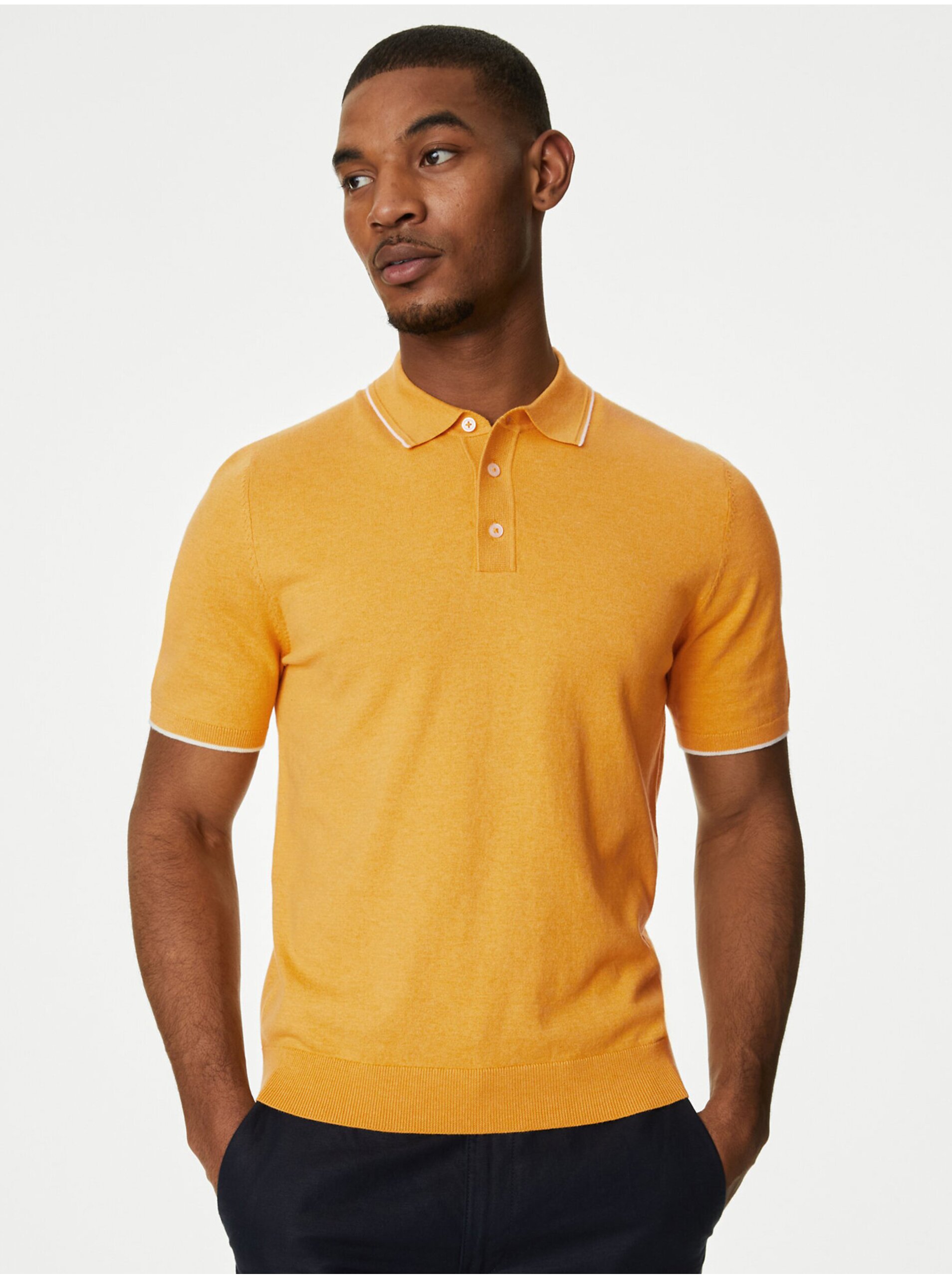 Levně Žluté pánské polo tričko Marks & Spencer