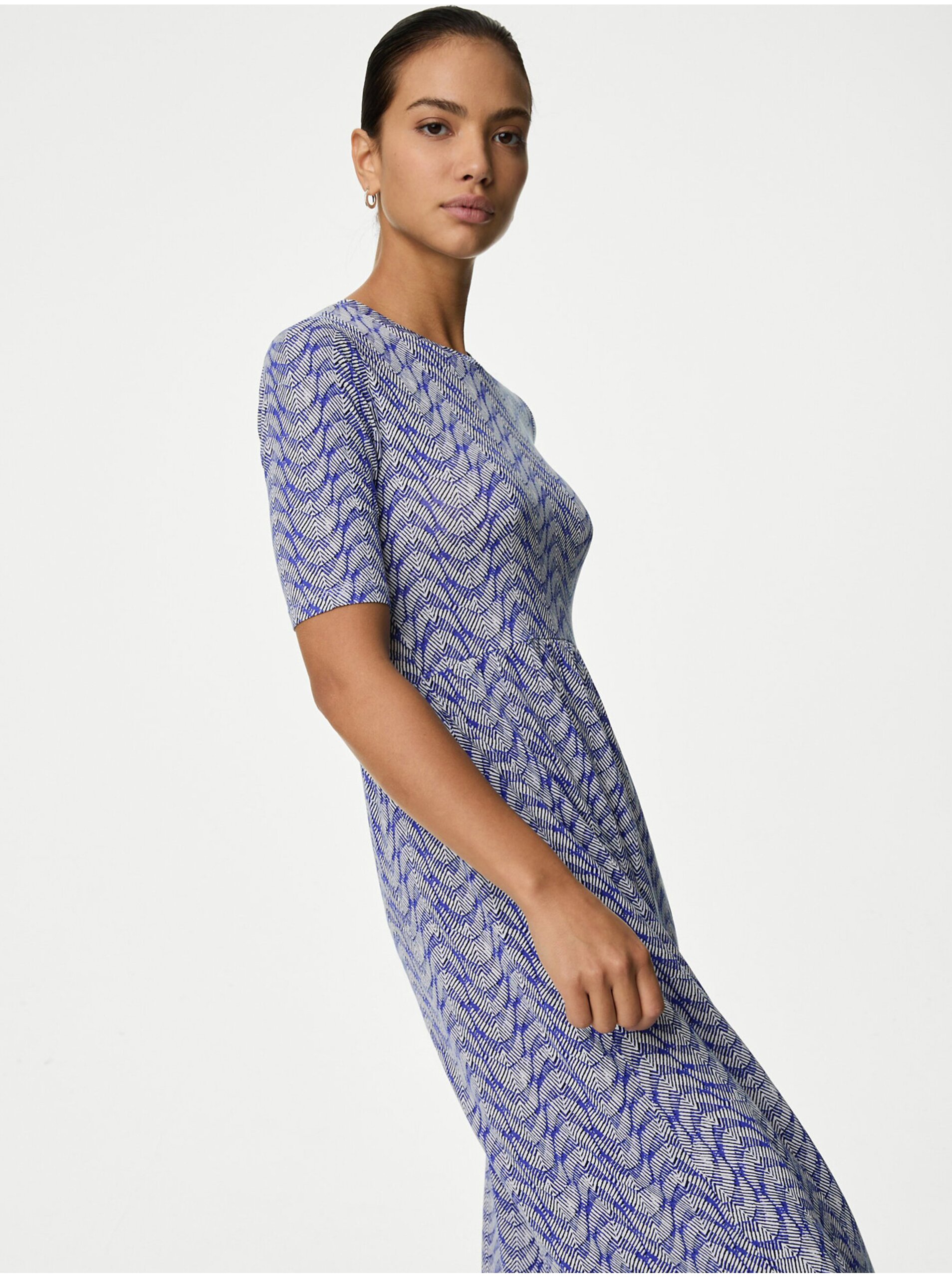Lacno Modré dámske vzorované džersejové midi šaty Marks & Spencer