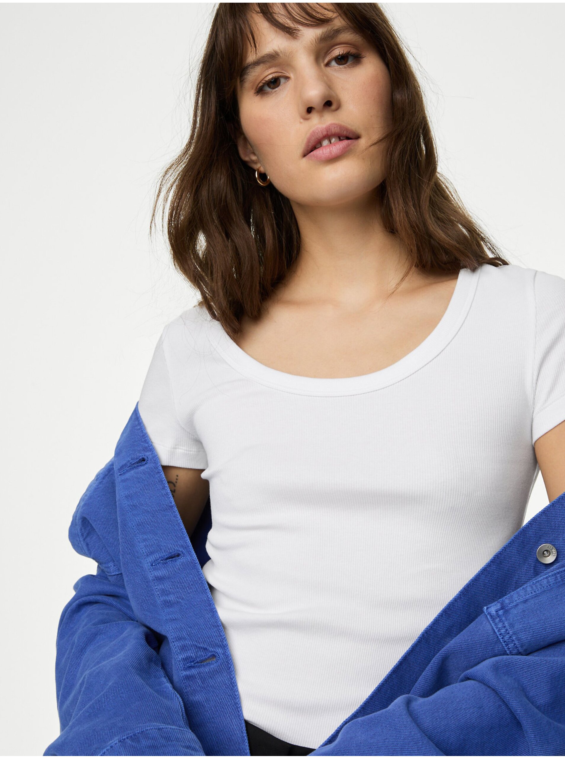 E-shop Bílé dámské basic tričko Marks & Spencer