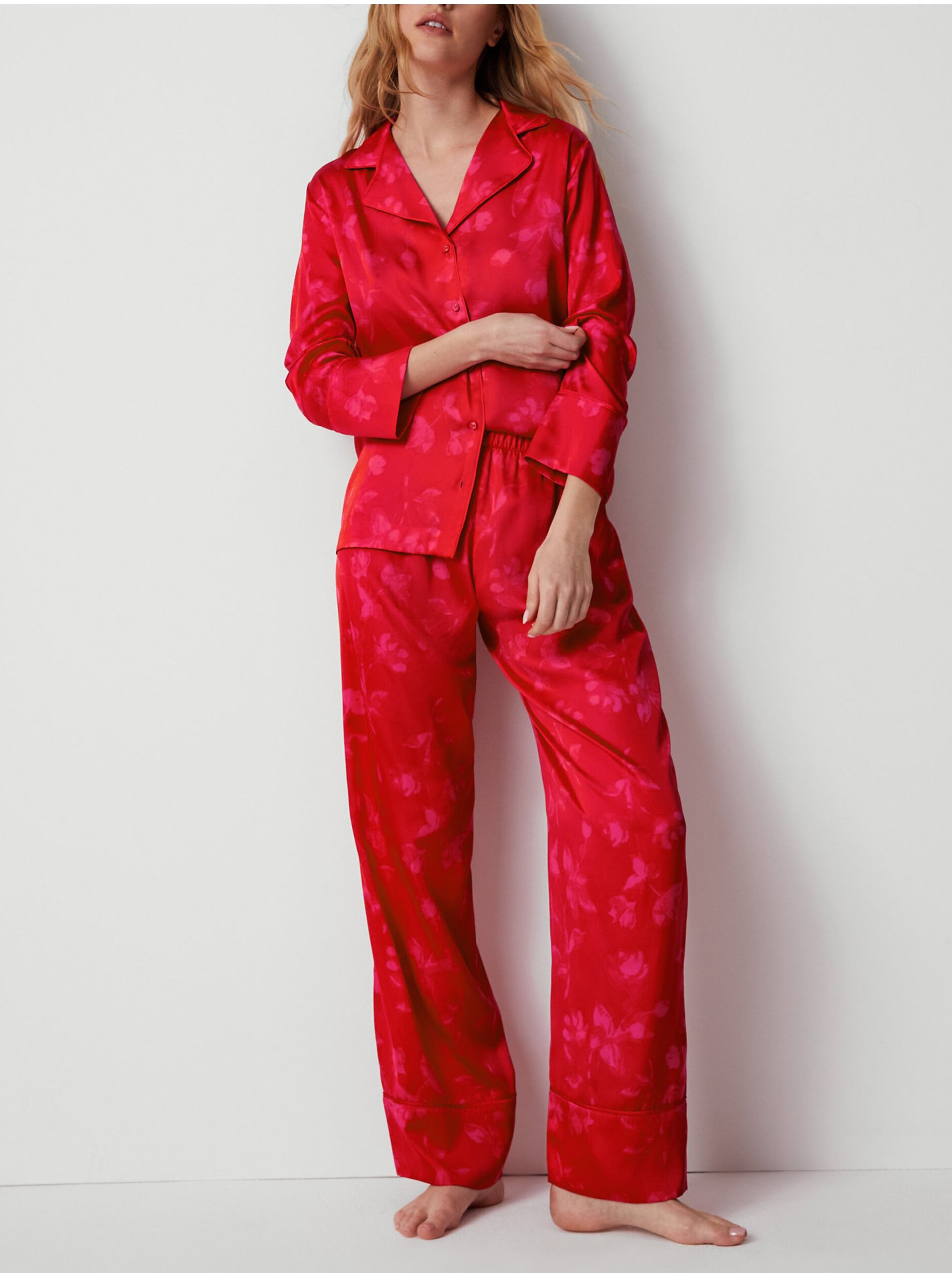 Lacno Červená dámska pyžamová súprava Dream Satin™ s potlačou Marks & Spencer