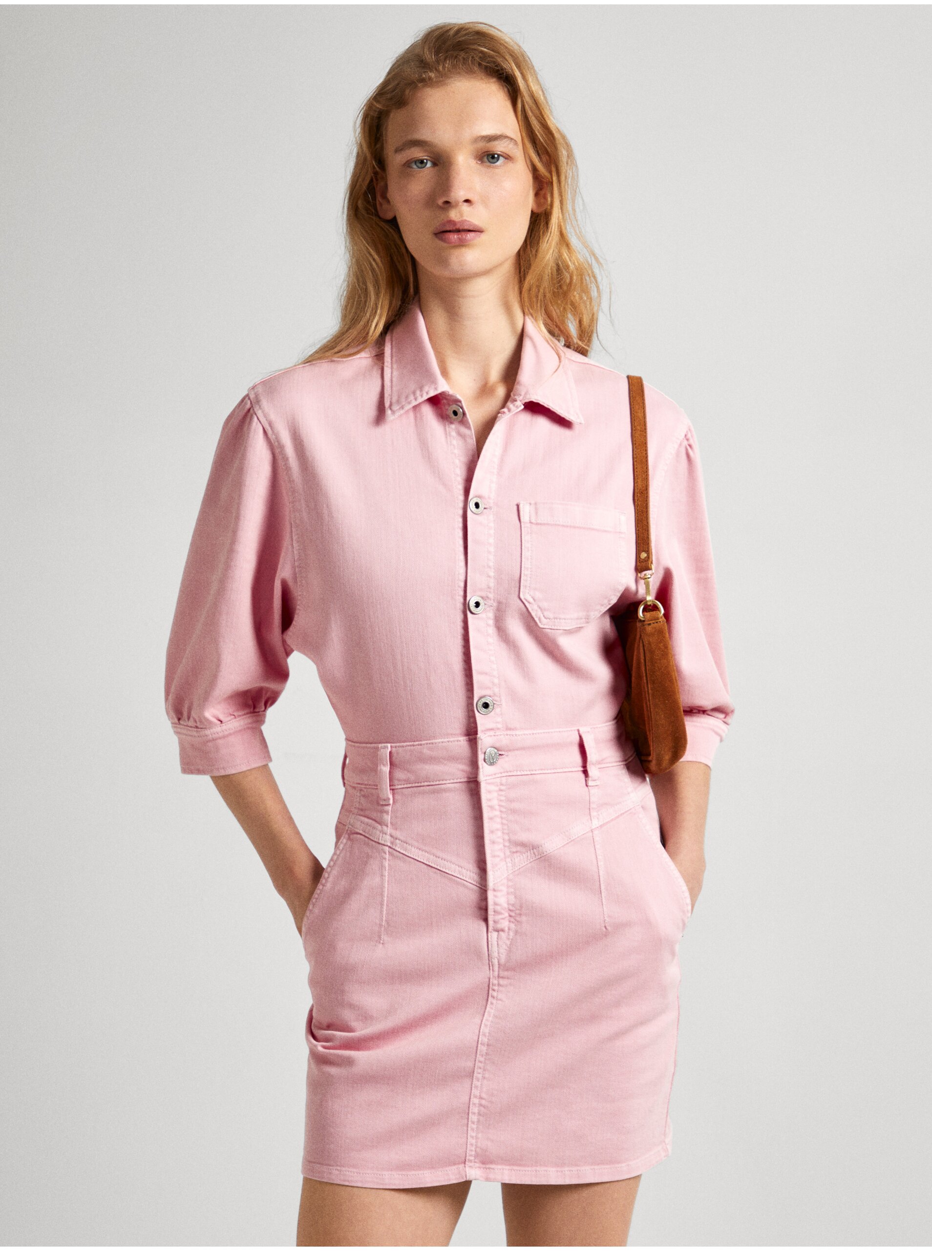 E-shop Růžové dámské džínové šaty Pepe Jeans Gracie