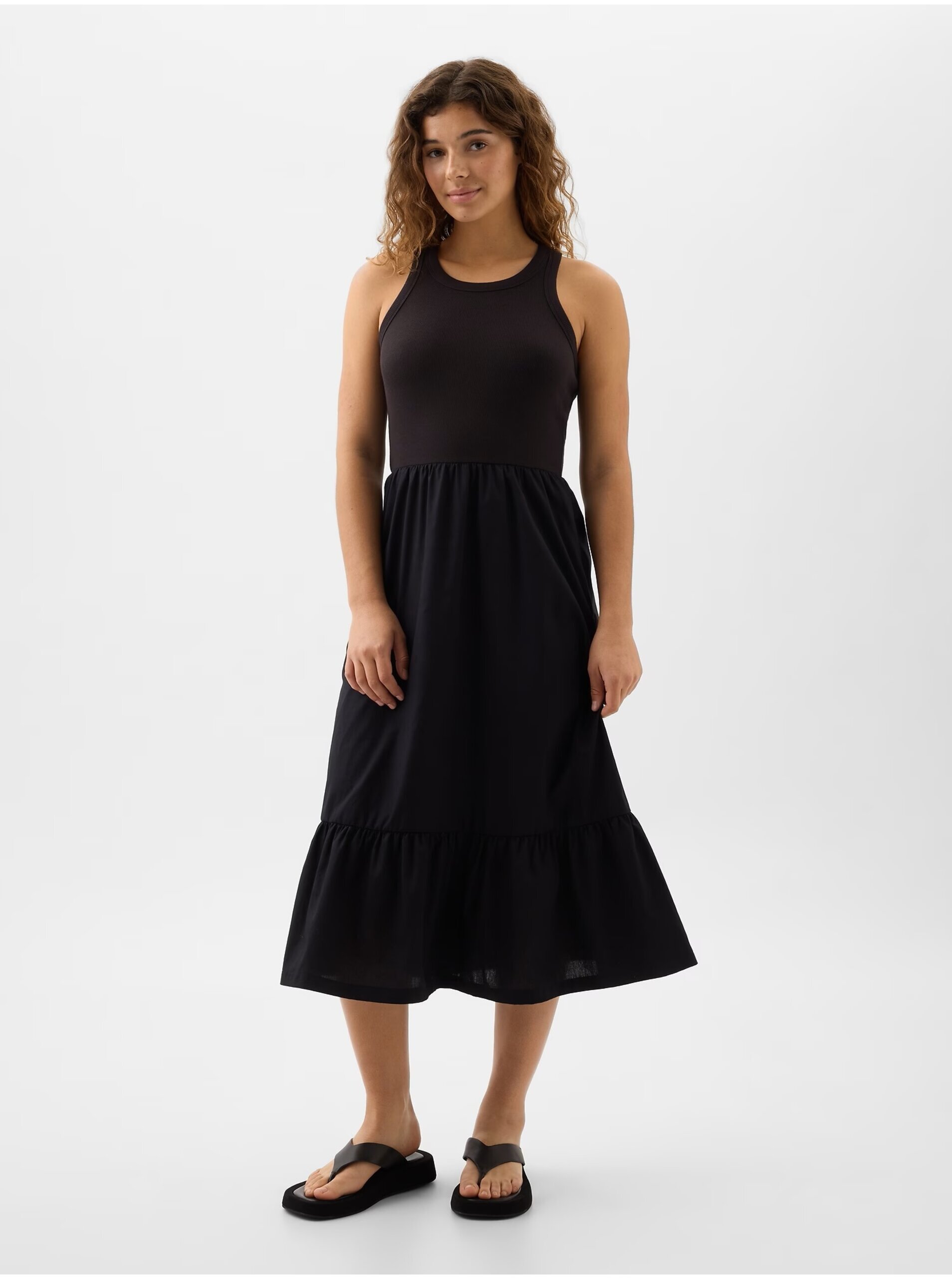 E-shop Černé dámské midi šaty GAP