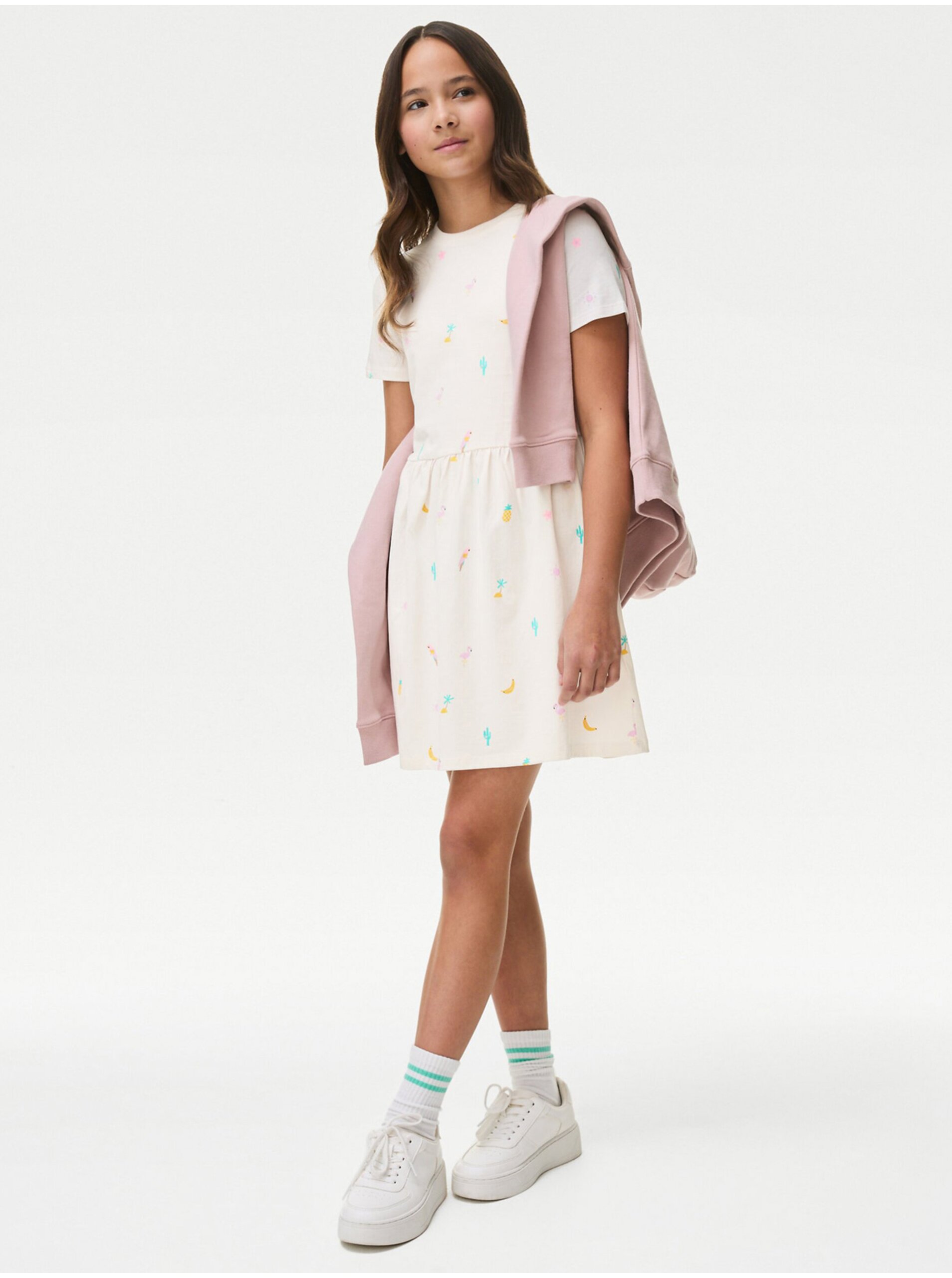 Levně Krémové holčičí vzorované šaty Marks & Spencer