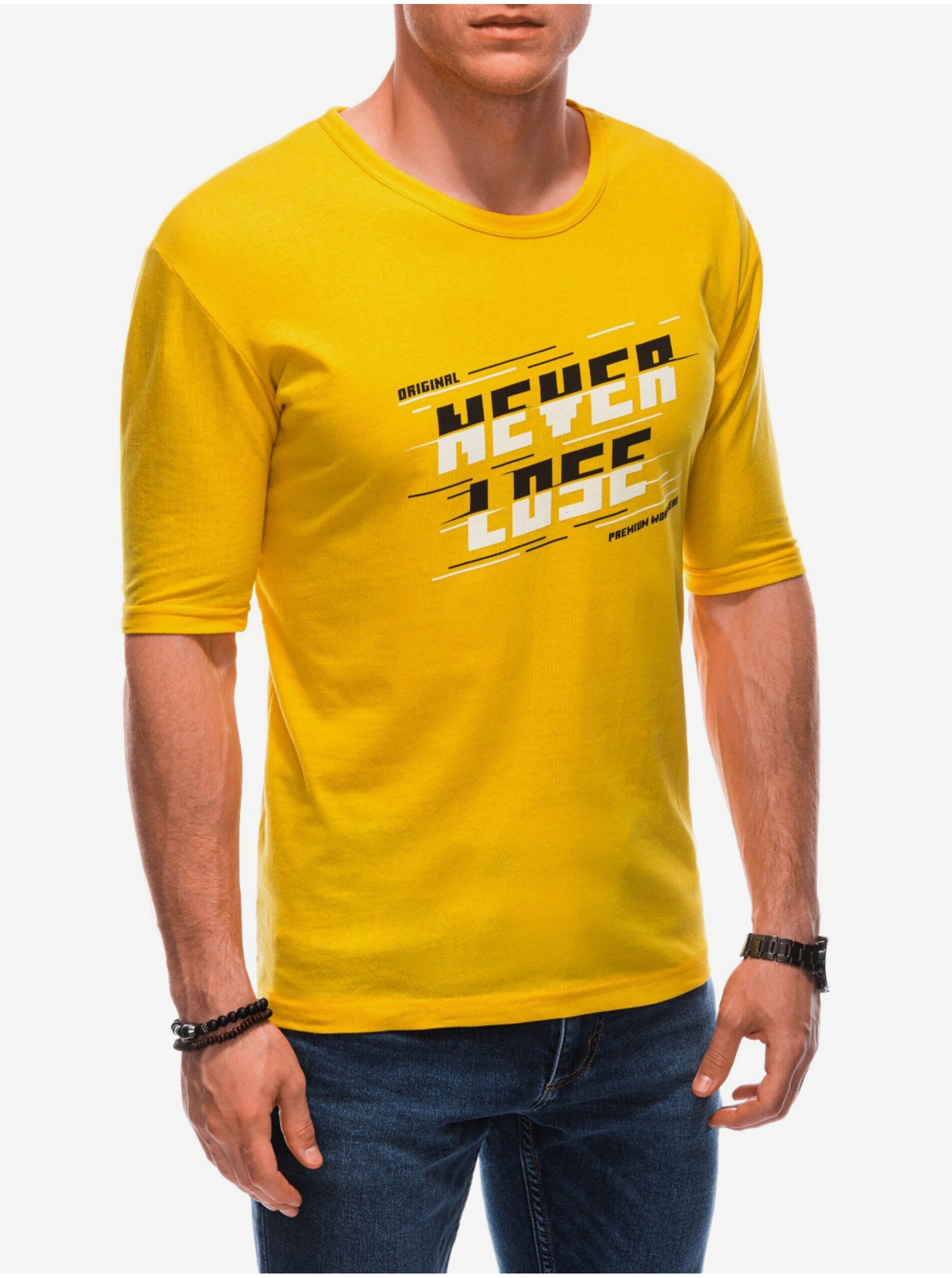 Levně Žluté pánské tričko s potiskem Edoti