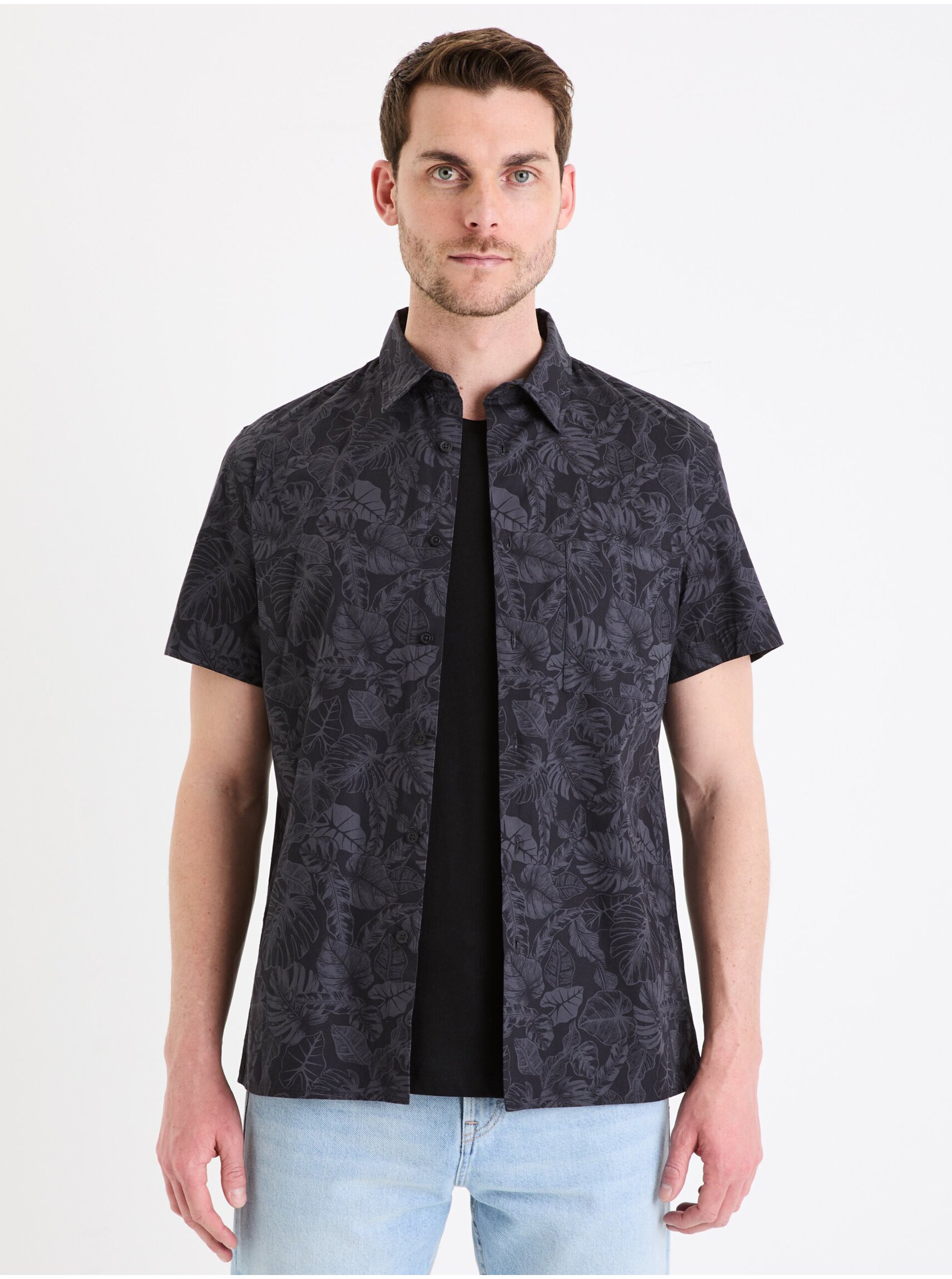 Levně Šedo-černá pánská vzorovaná košile Celio Gafeul