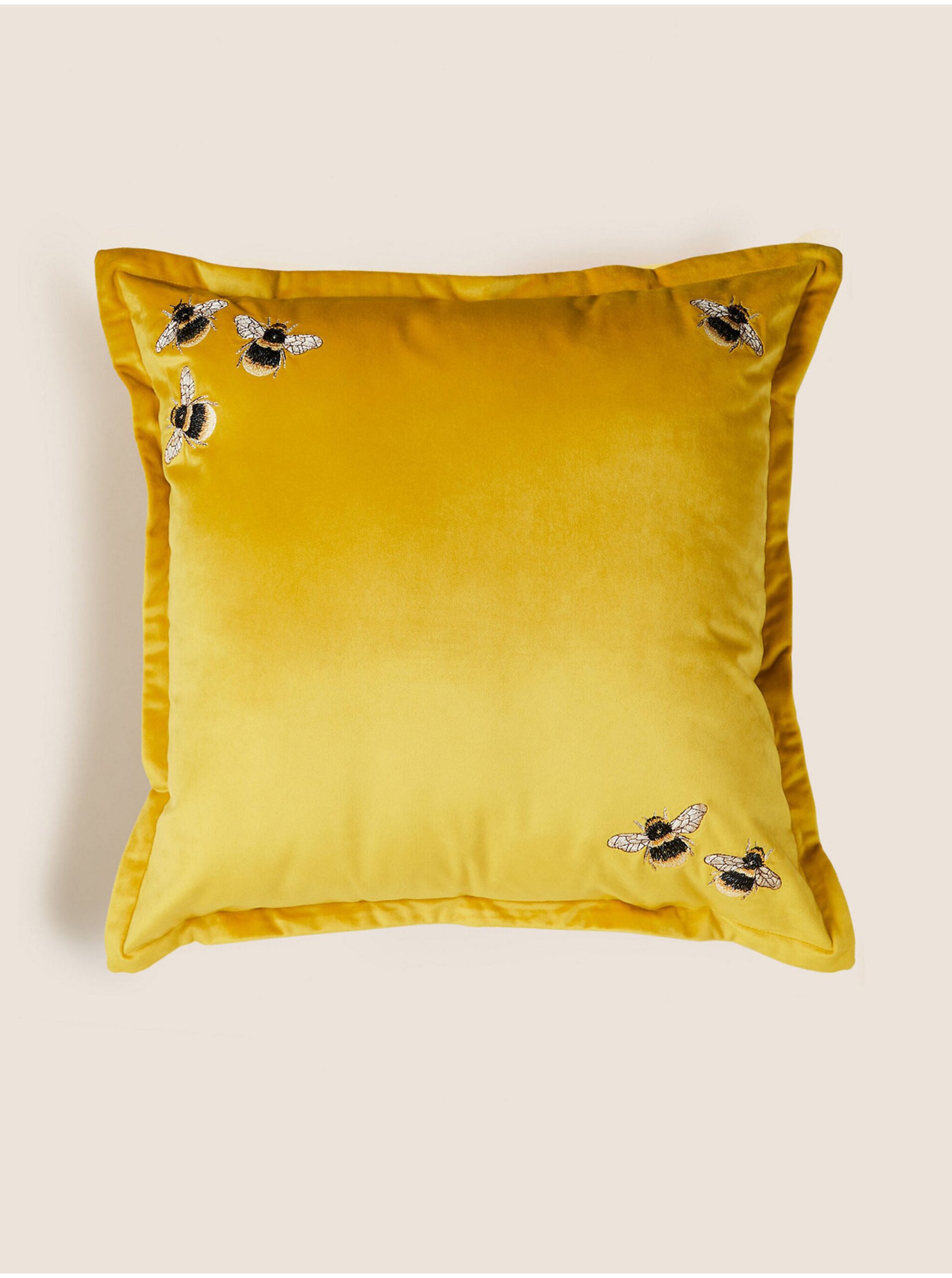 Levně Žlutý sametový vyšívaný polštářek s motivem včely Marks & Spencer
