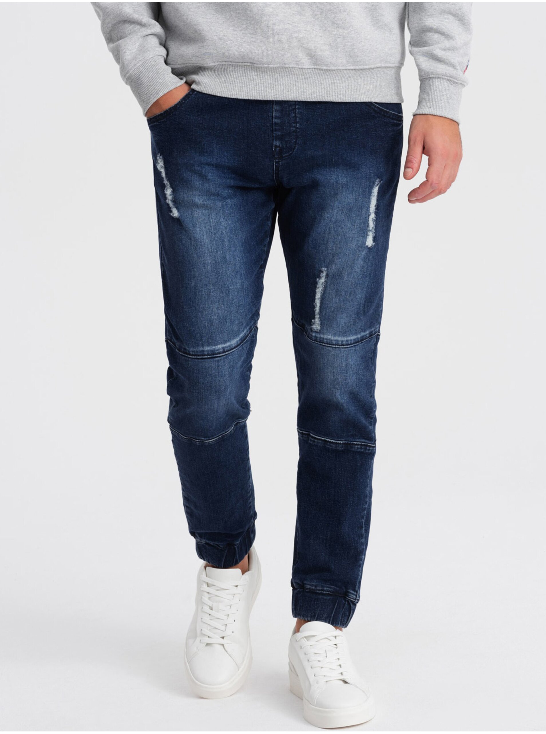Levně Tmavě modré pánské džíny Ombre Clothing