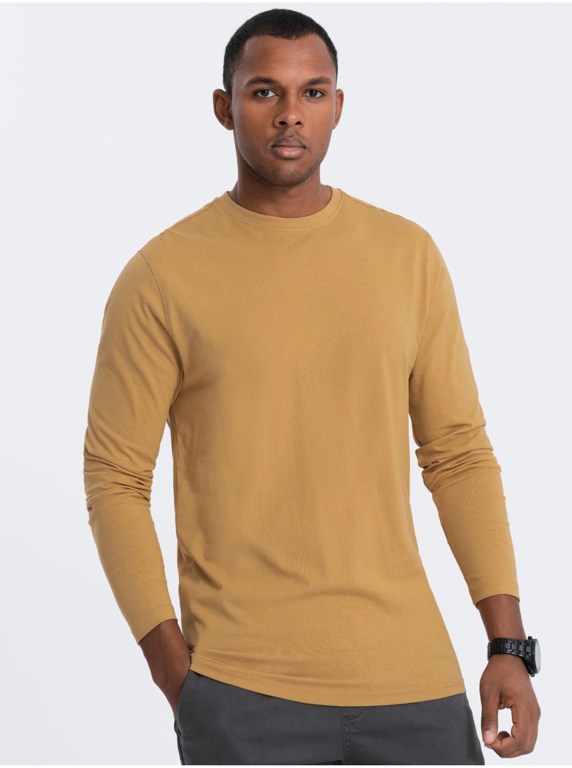 Hořčicové pánské basic tričko Ombre Clothing