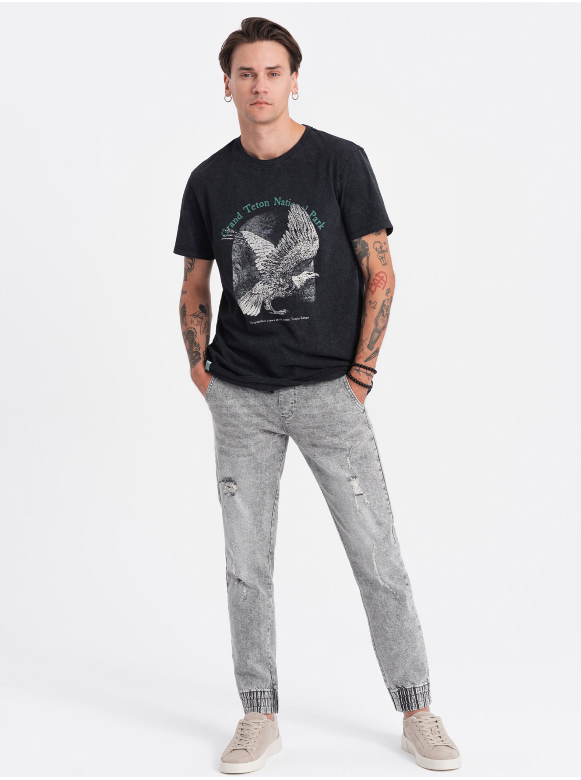 Levně Světle šedé pánské džíny s potrhaným efektem Ombre Clothing