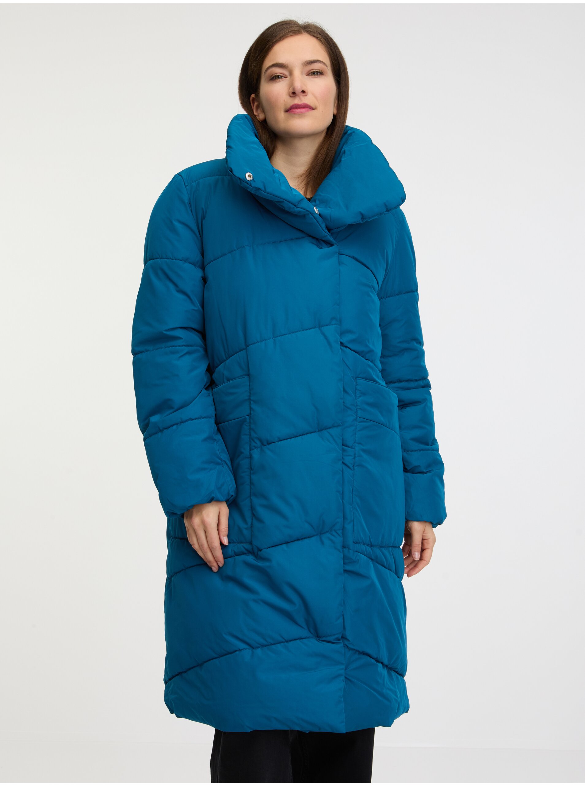 Levně Modrý dámský zimní prošívaný kabát VILA Vipauli