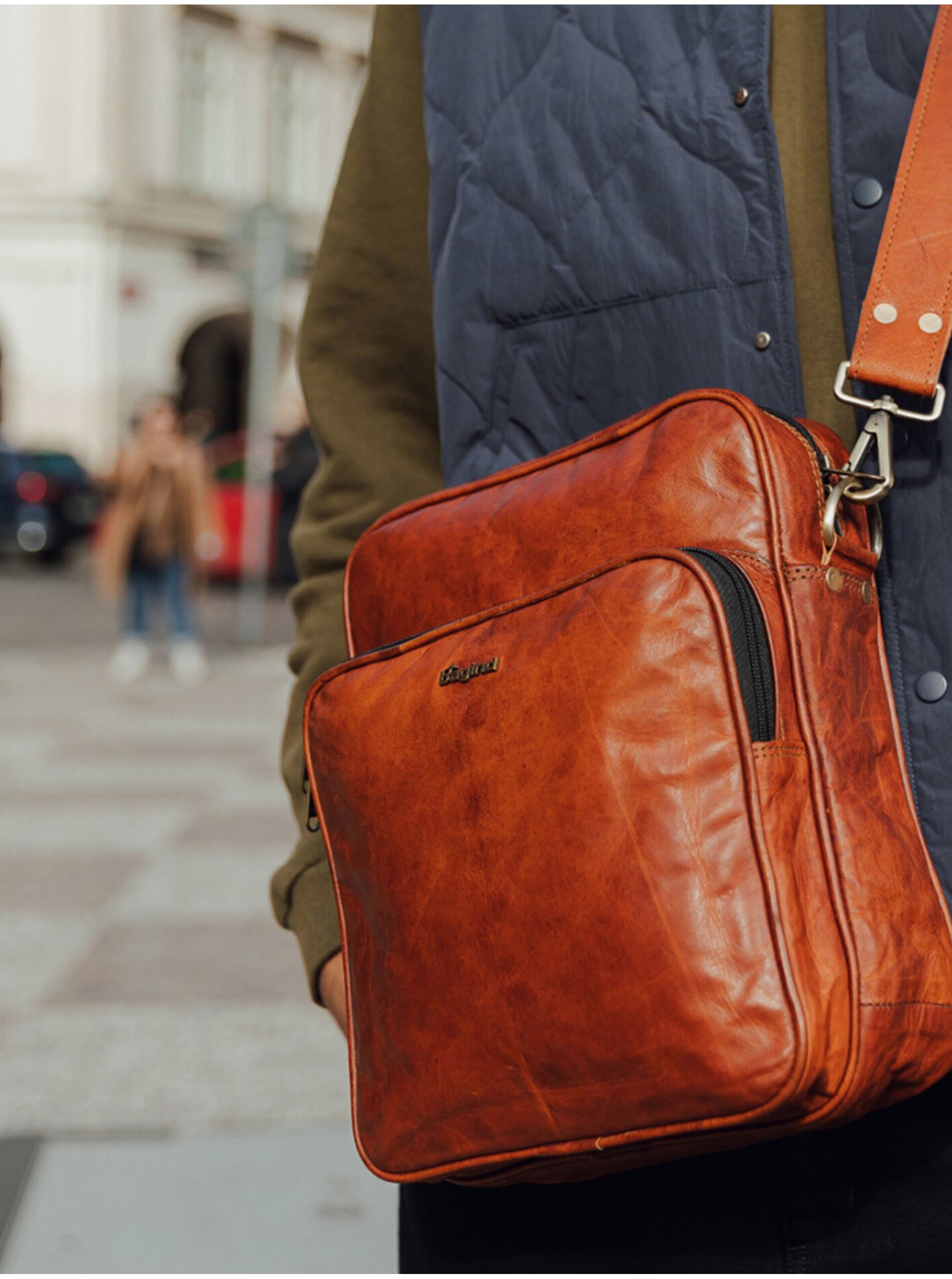 Světle Hnědá kožená crossbody taška Bagind Journal