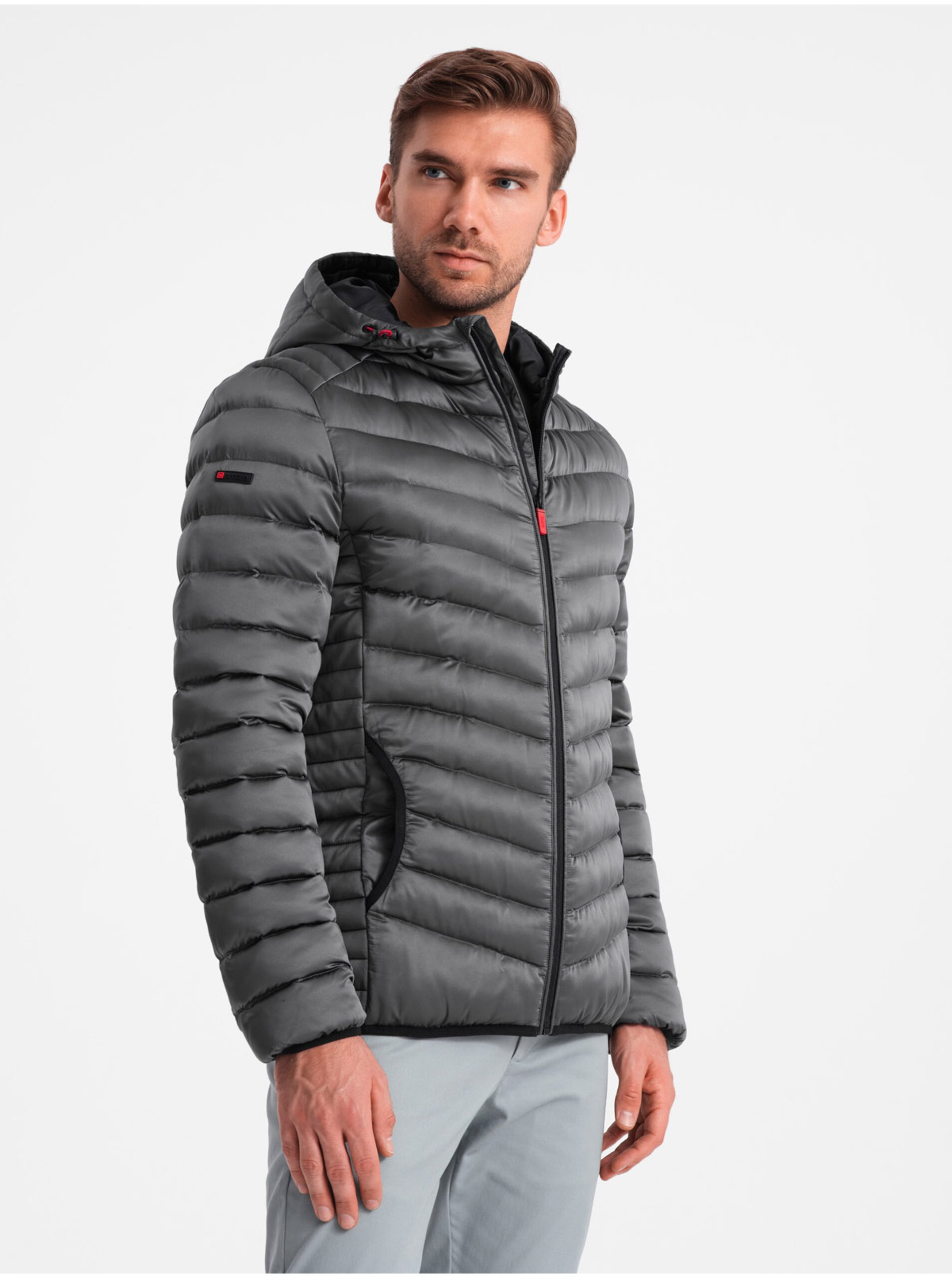 Lehce zateplená pánská prošívaná bunda Ombre Clothing