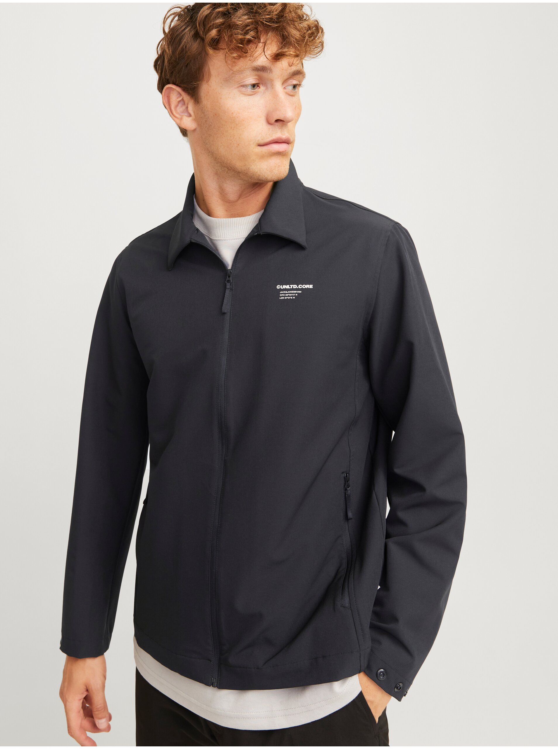 Černá pánská lehká bunda Jack & Jones Aero