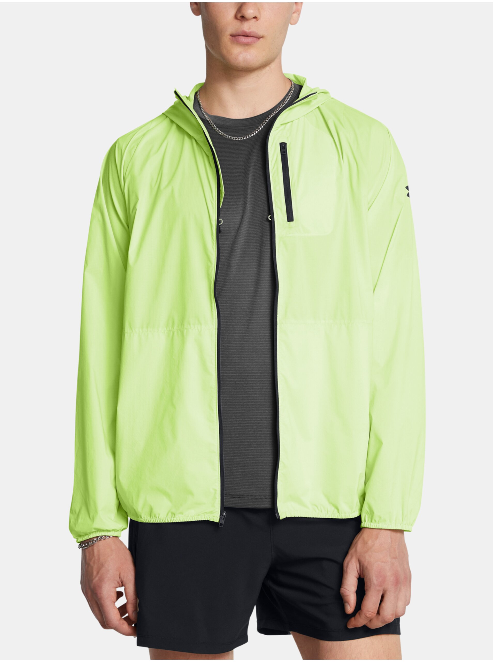 Lacno Pánska bunda Under Armour LAUNCH LIGHTWEIGHT JKT