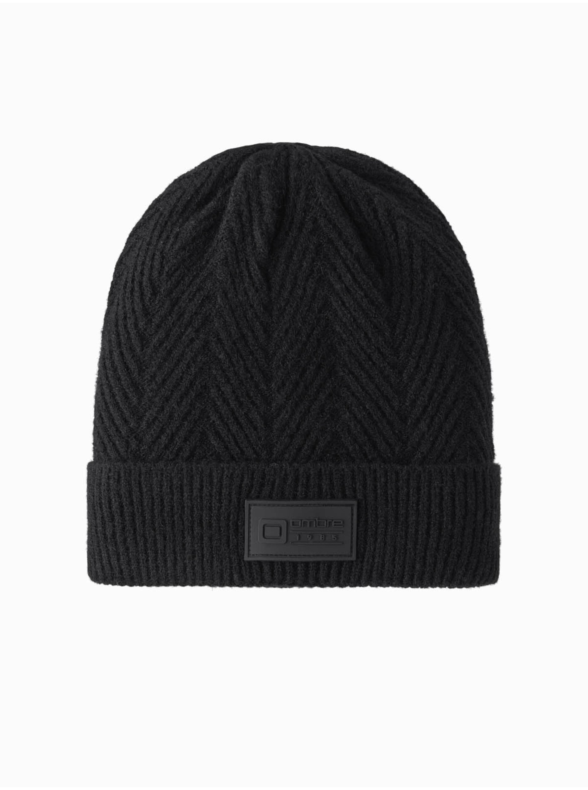 Pánská pletená čepice s nášivkou Ombre Clothing