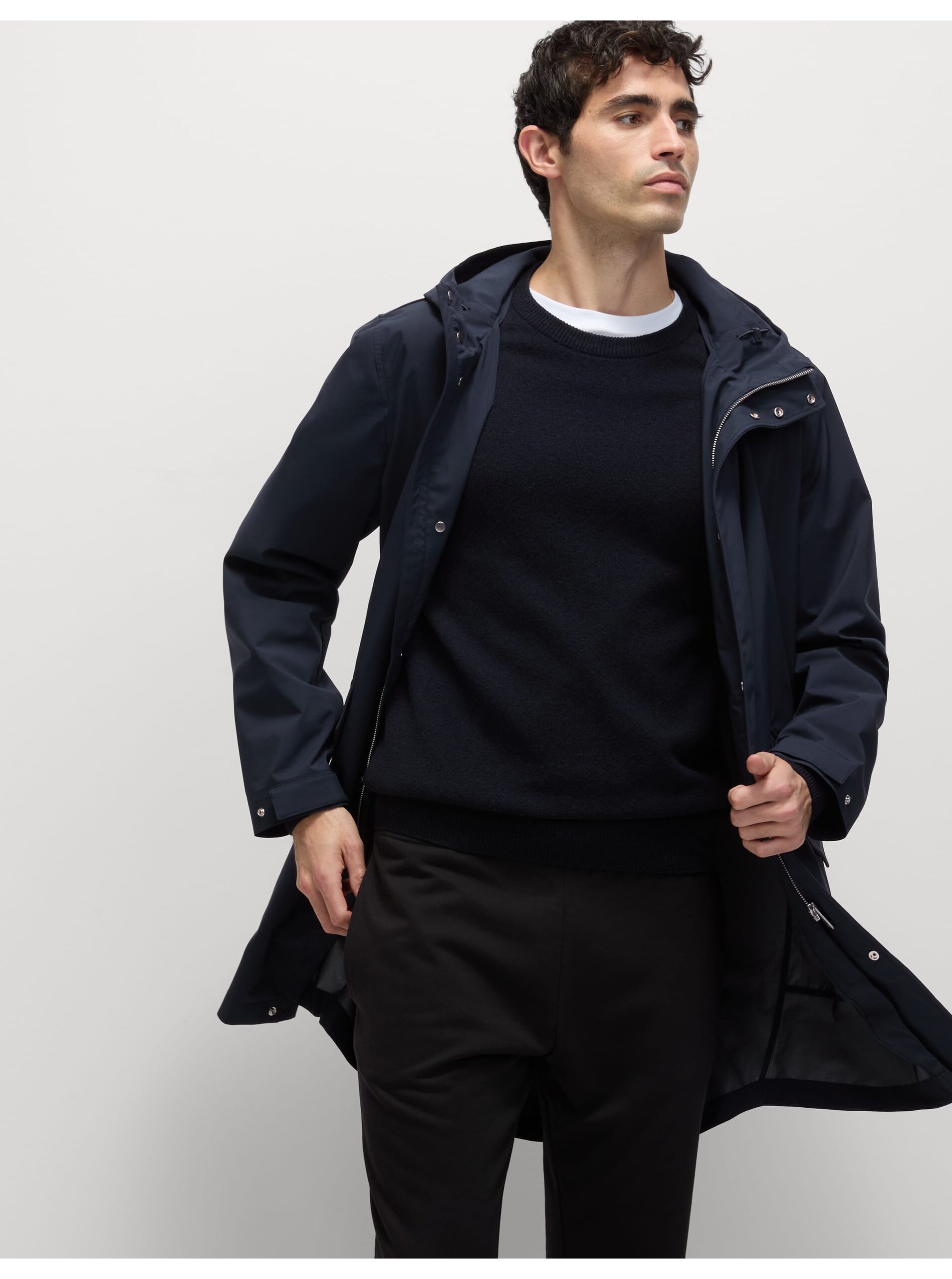 Levně Nepromokavý plášť s kapucí s technologií Stormwear™ Marks & Spencer námořnická modrá