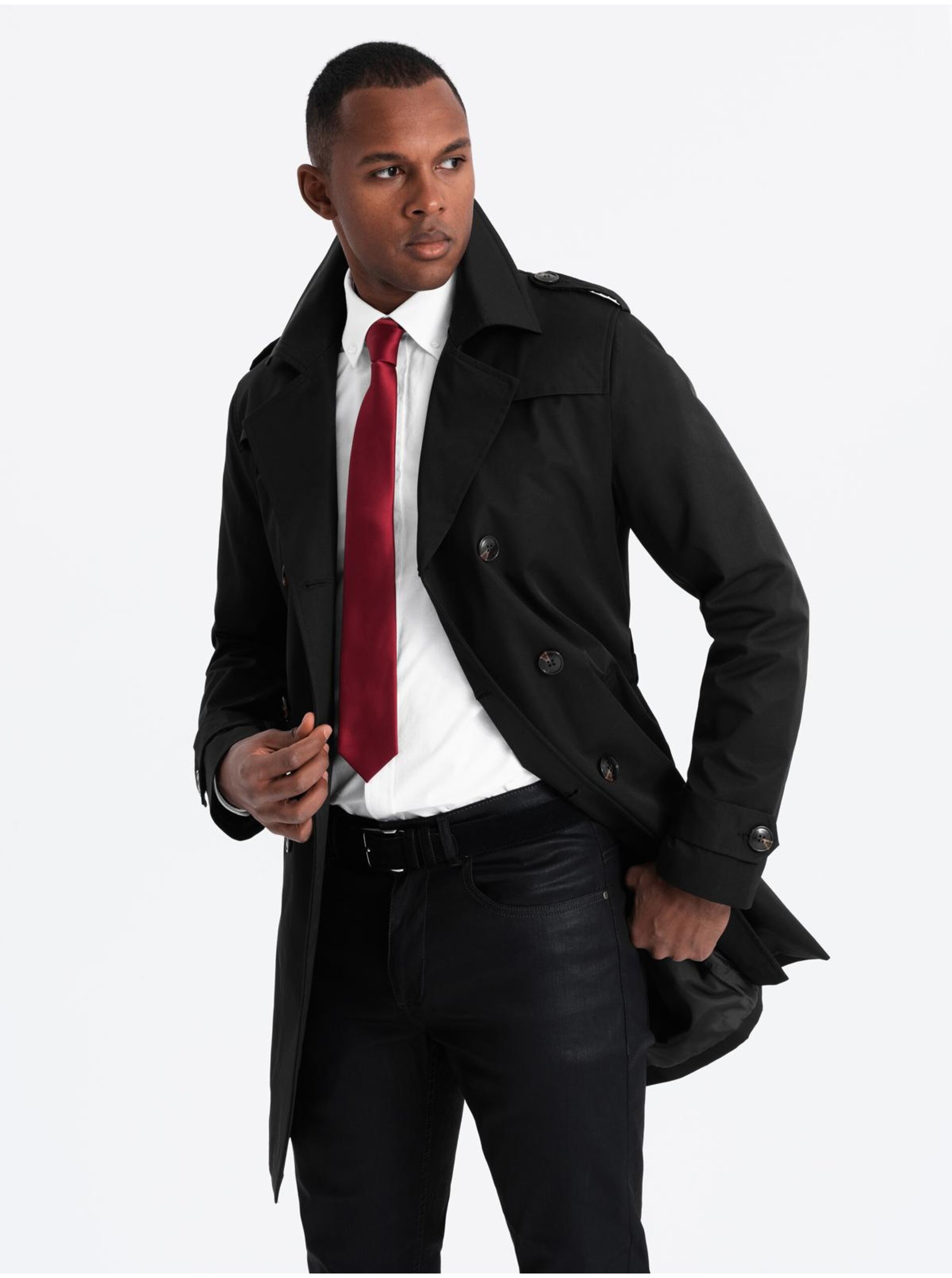 Elegantní pánský plášť SLIM FIT s páskem černý Ombre Clothing