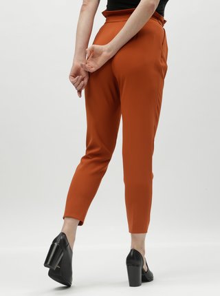 Oranžové skrátené nohavice s vysokým pásom Miss Selfridge